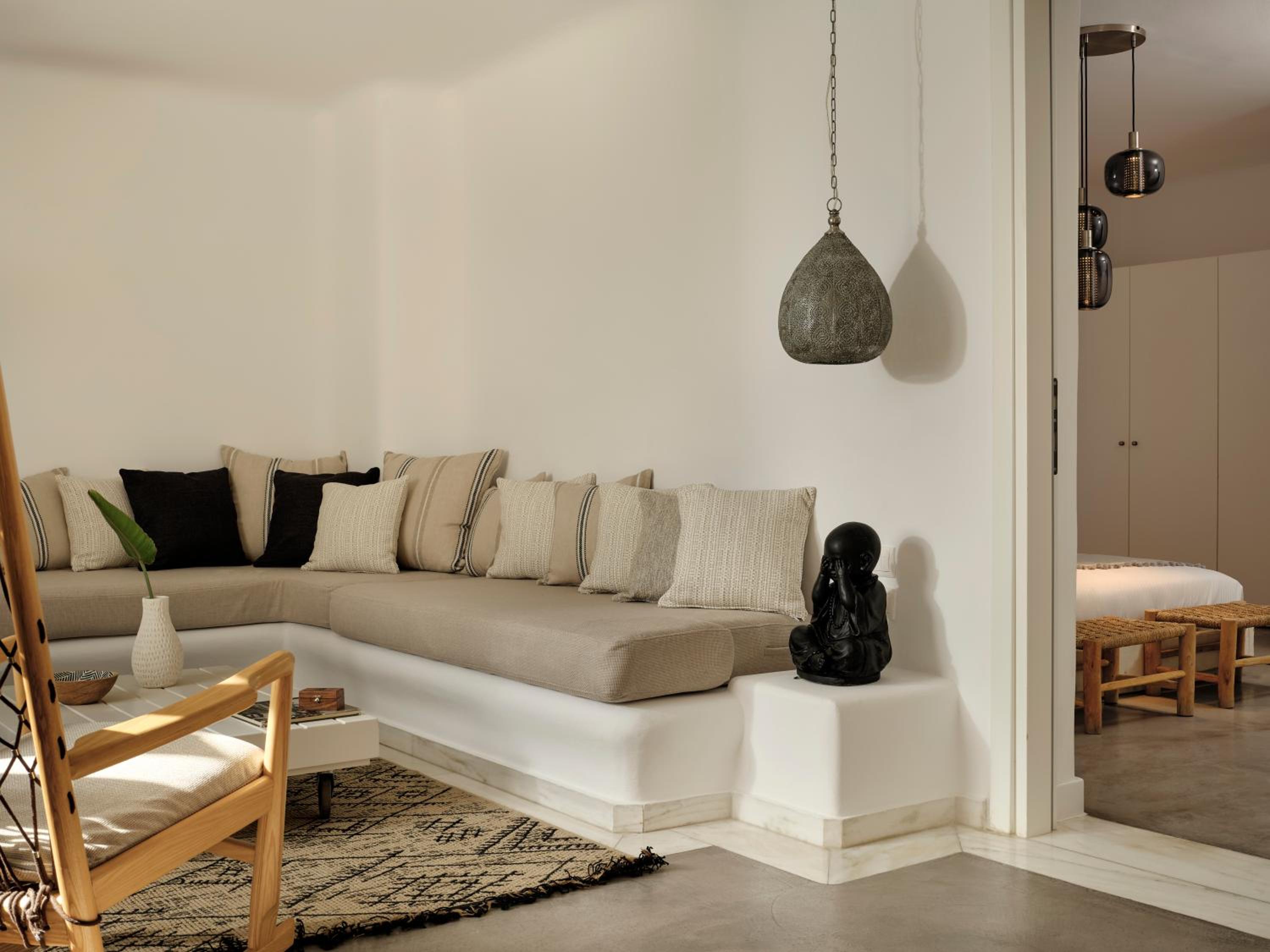 Two-Bedroom Suite with Private Pool and Sea View - Photo 4