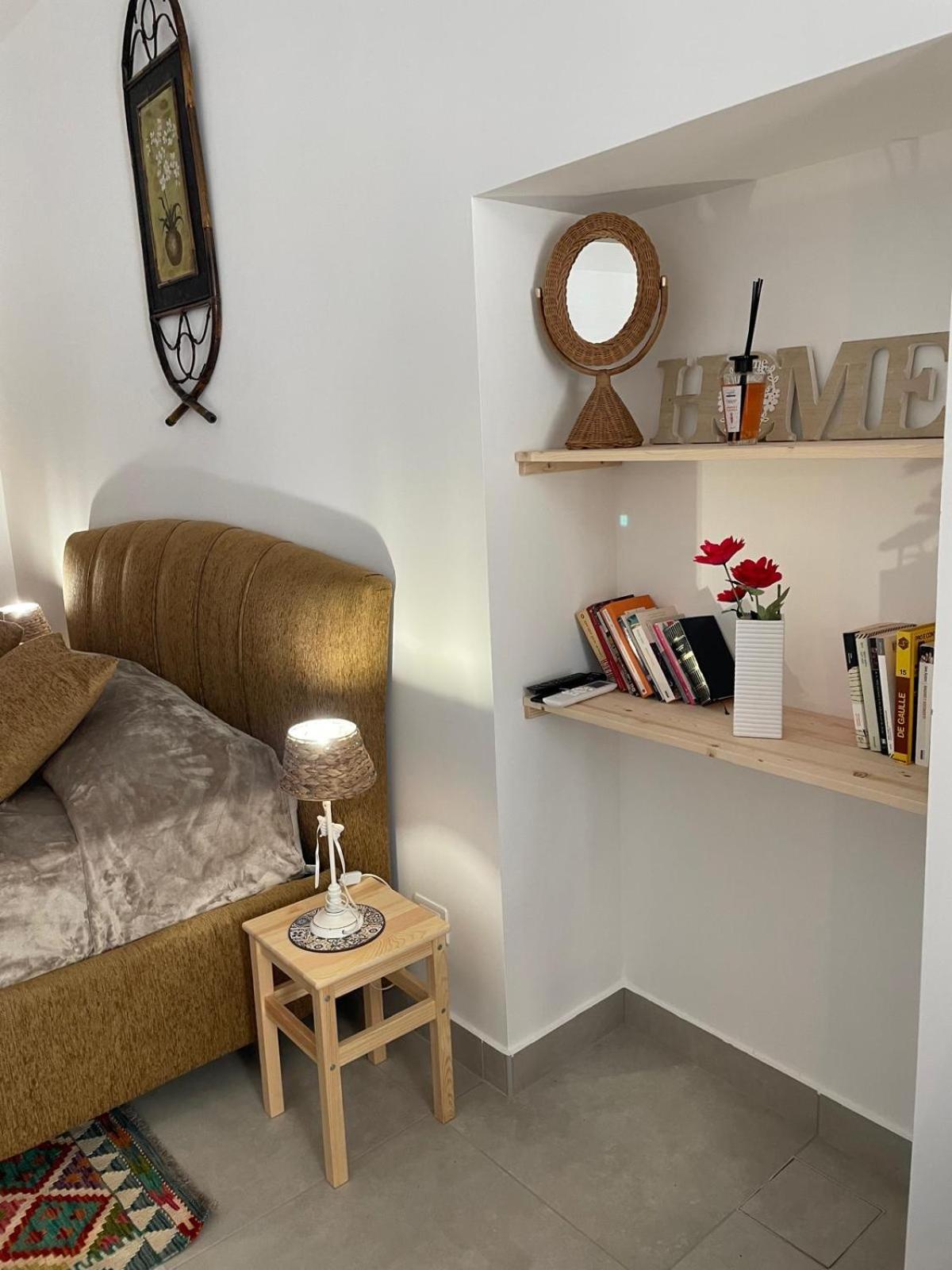 Studio Apartment With One Double Bed