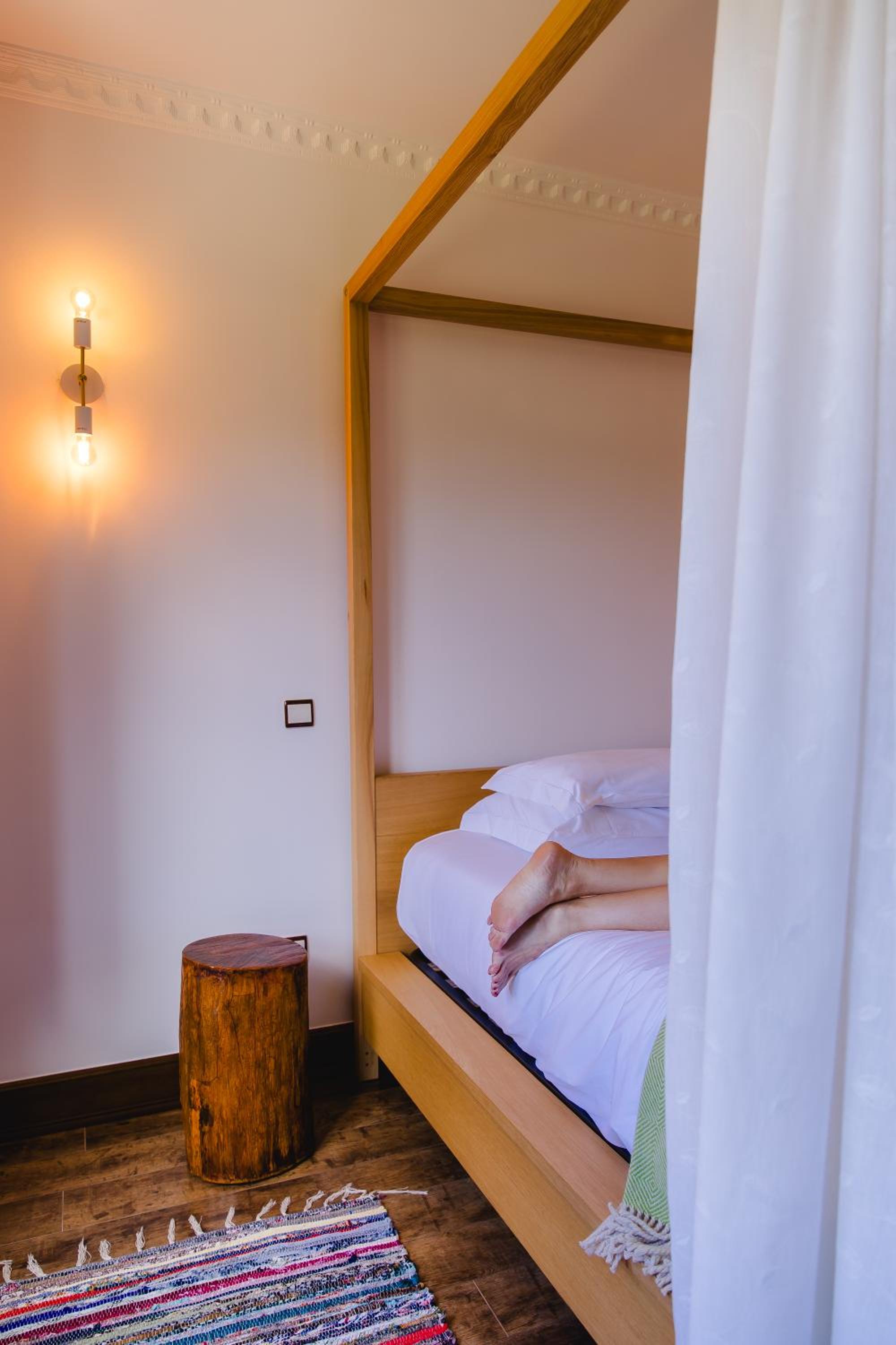 Deluxe King Suite photo 1
