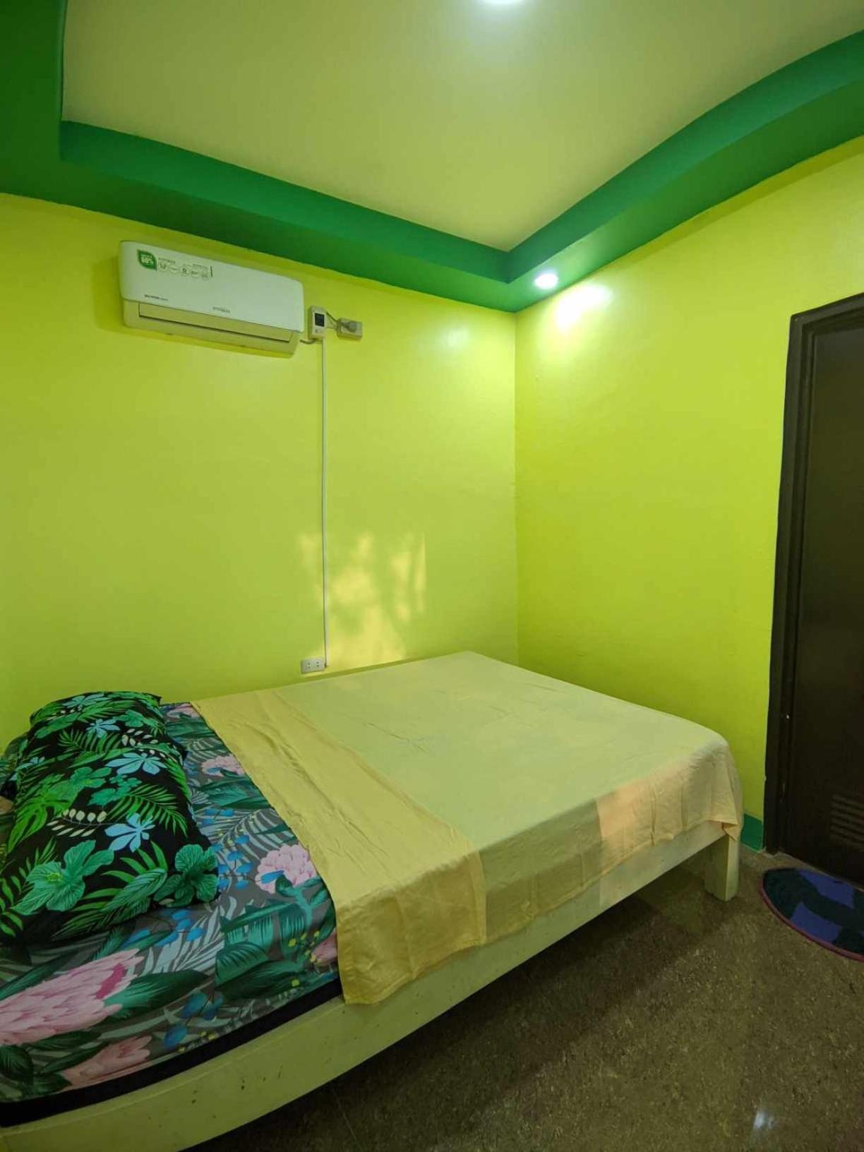 Double Room with Private Bathroom photo 2