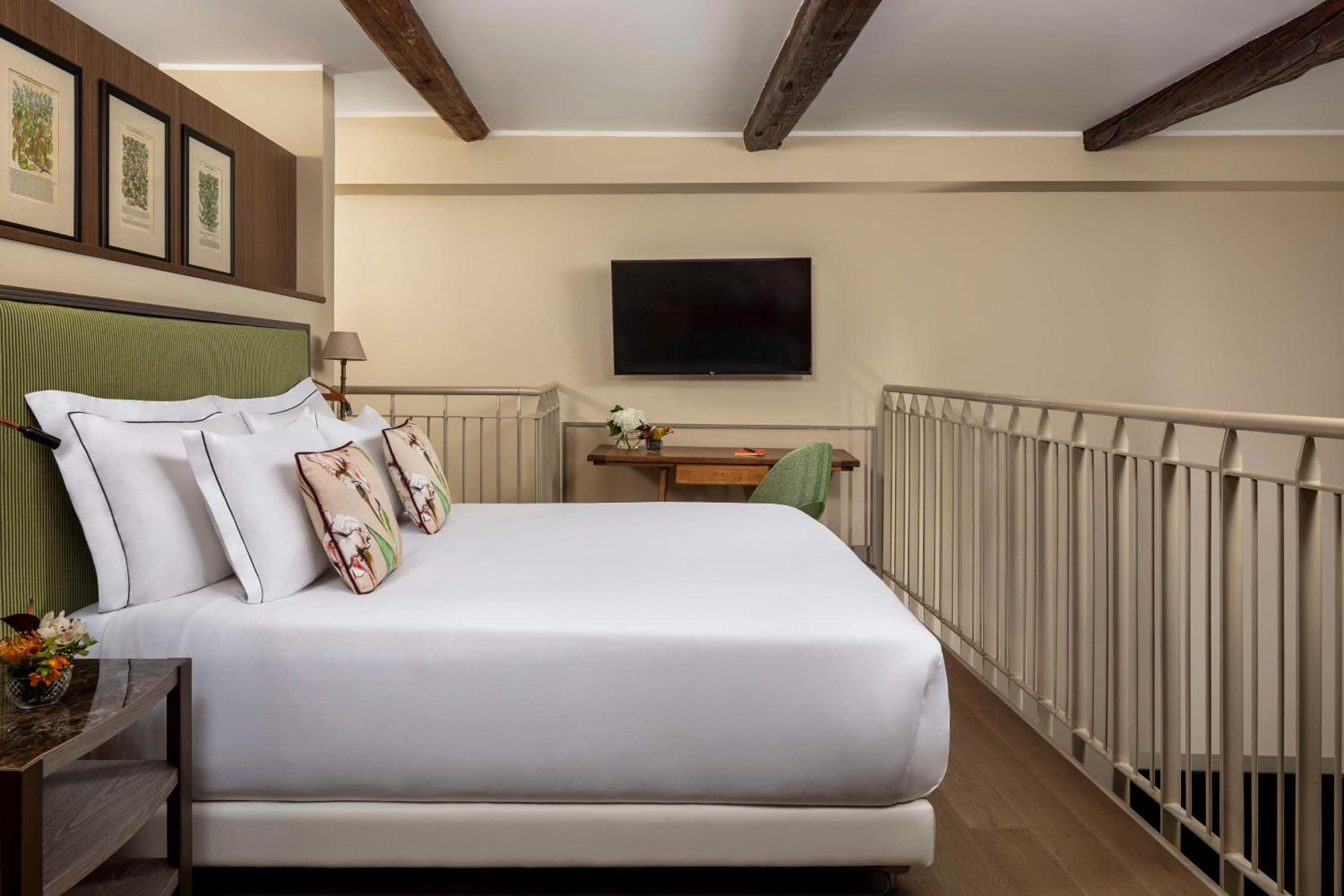 Duplex Suite (Non Smoking) photo 1