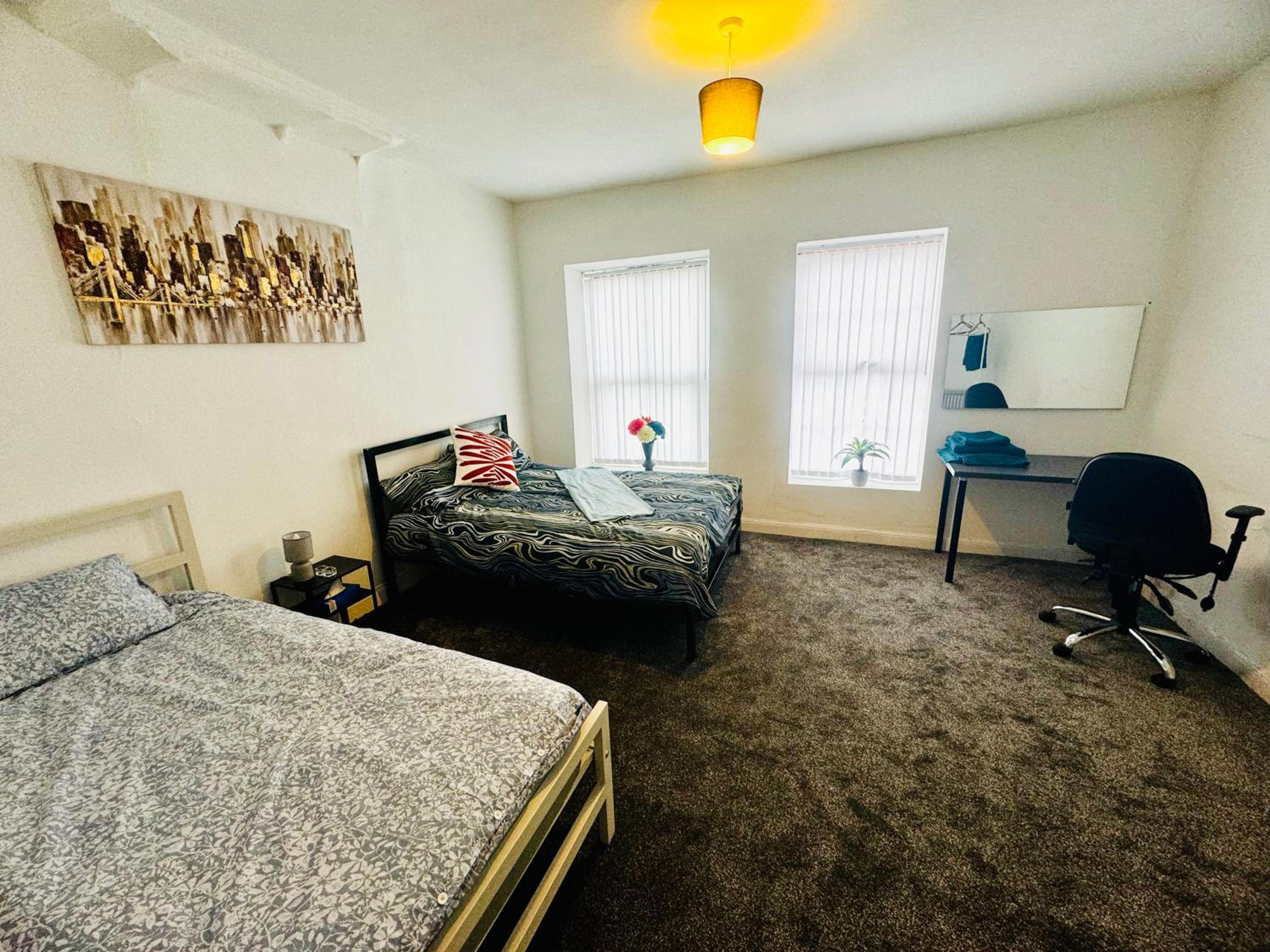 Deluxe Double Room (2 Adults + 1 Child) photo 3