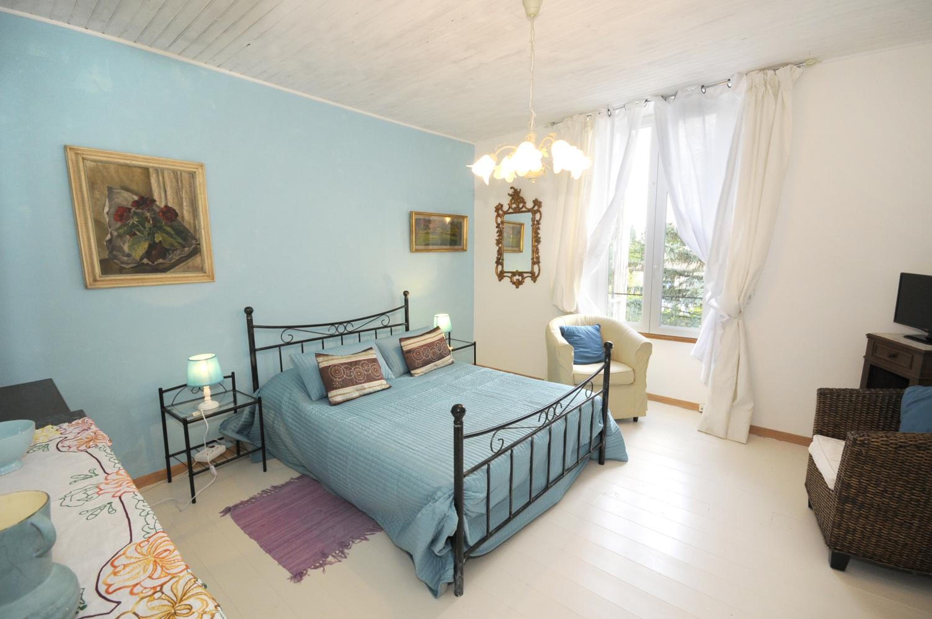 Family Suite - Photo 11