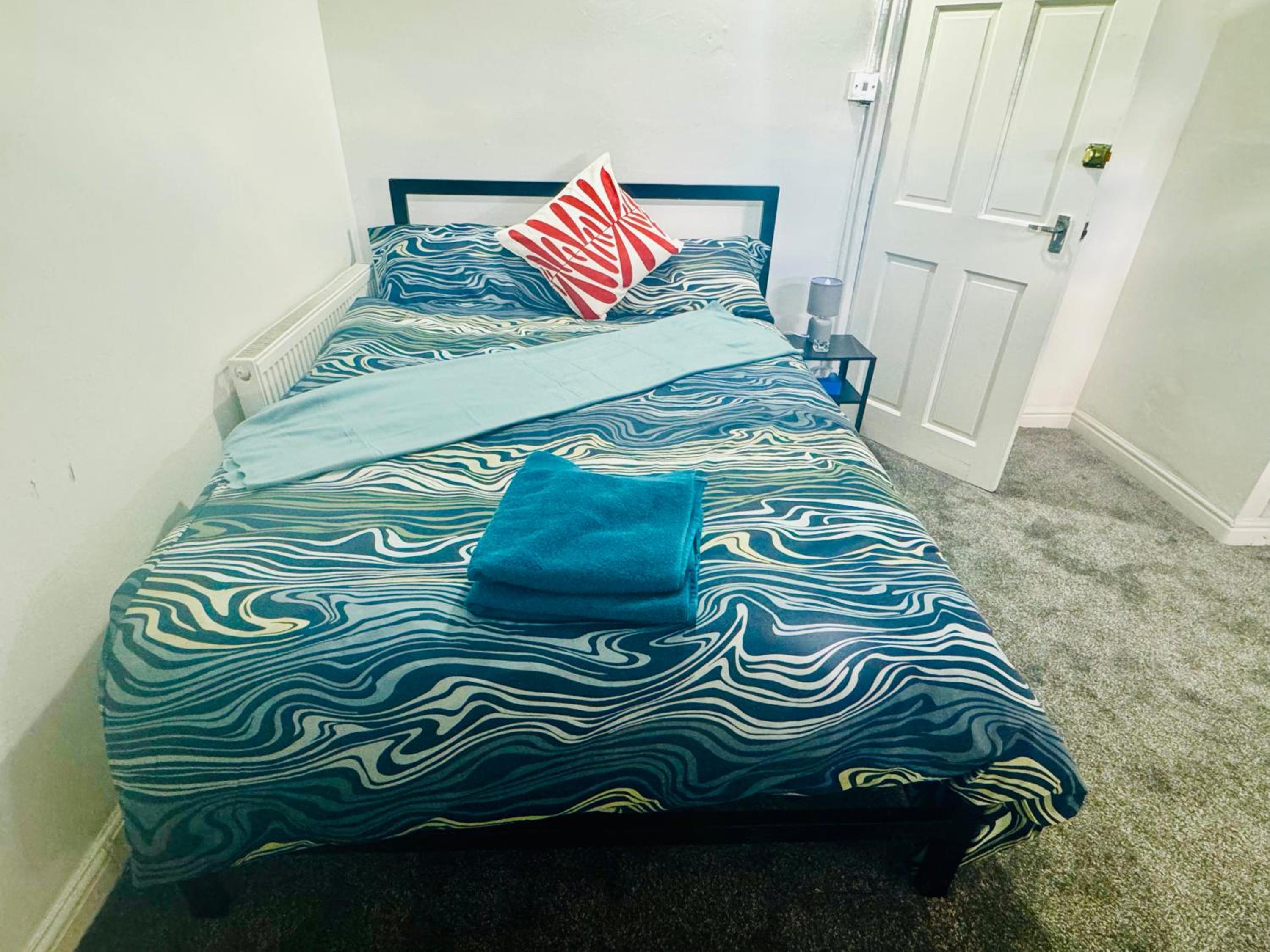 Double Room With Shared Bathroom photo 3