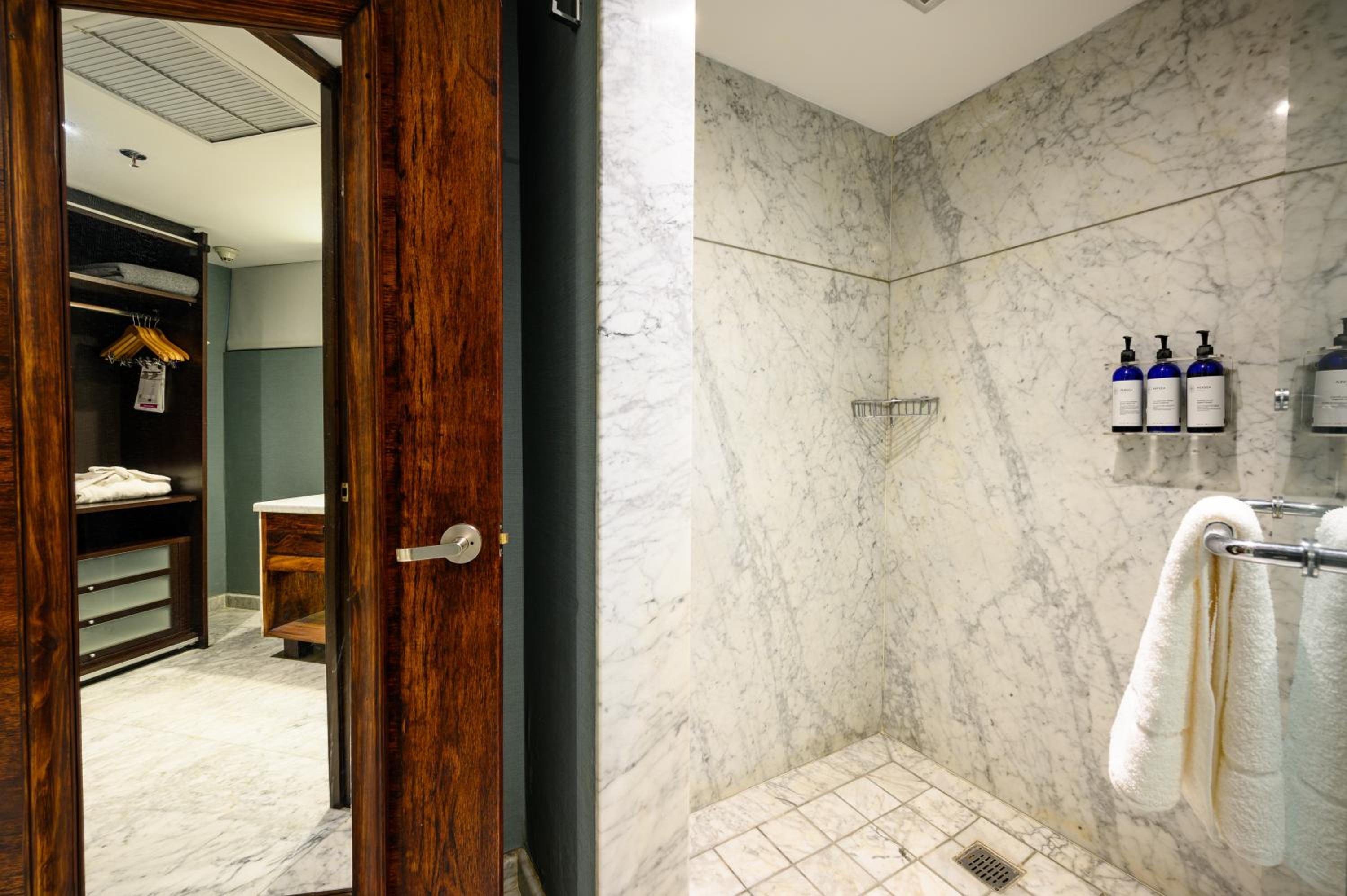 Suite photo 3