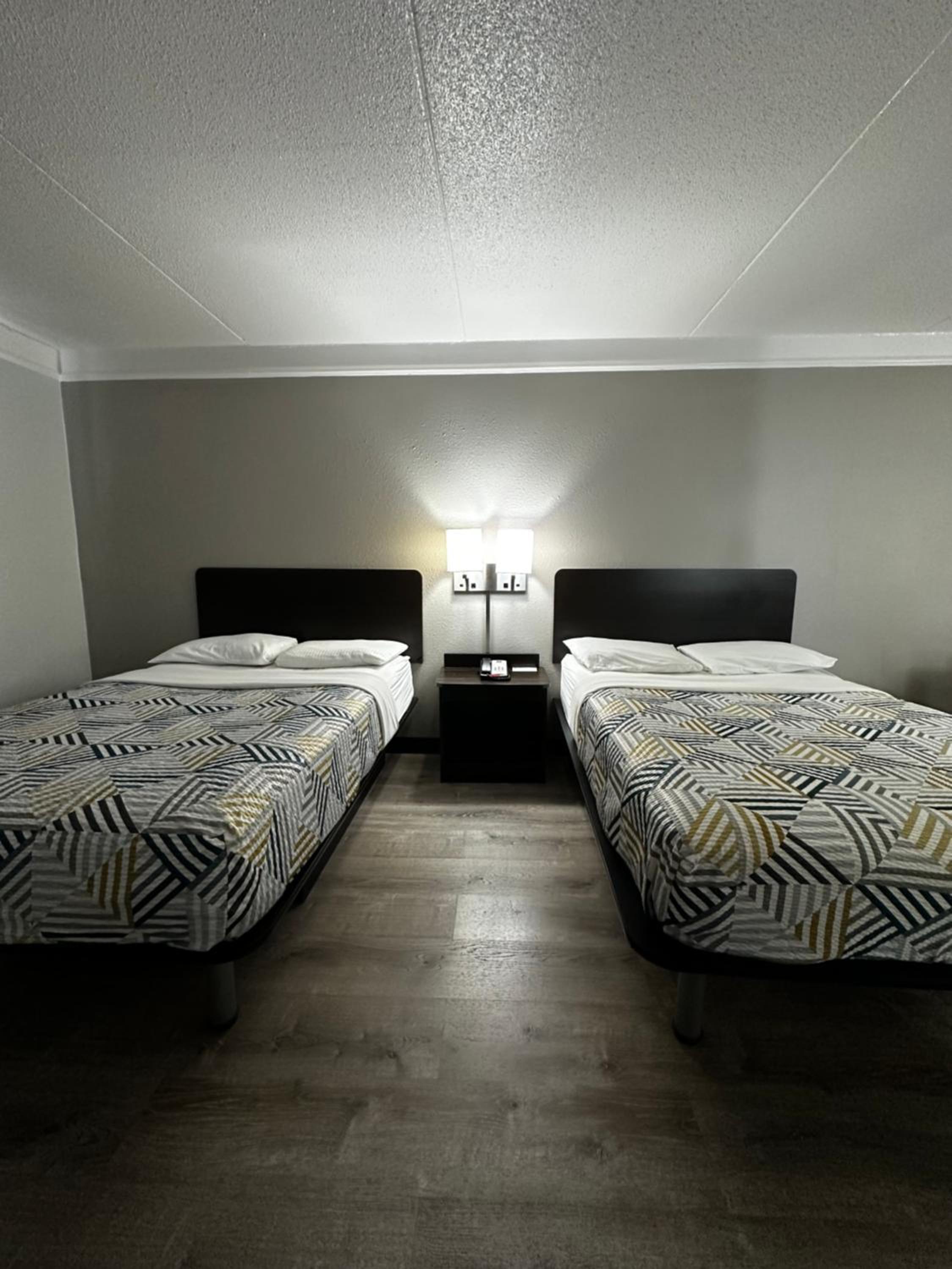 Quadruple Room - Disability Access - Photo 1