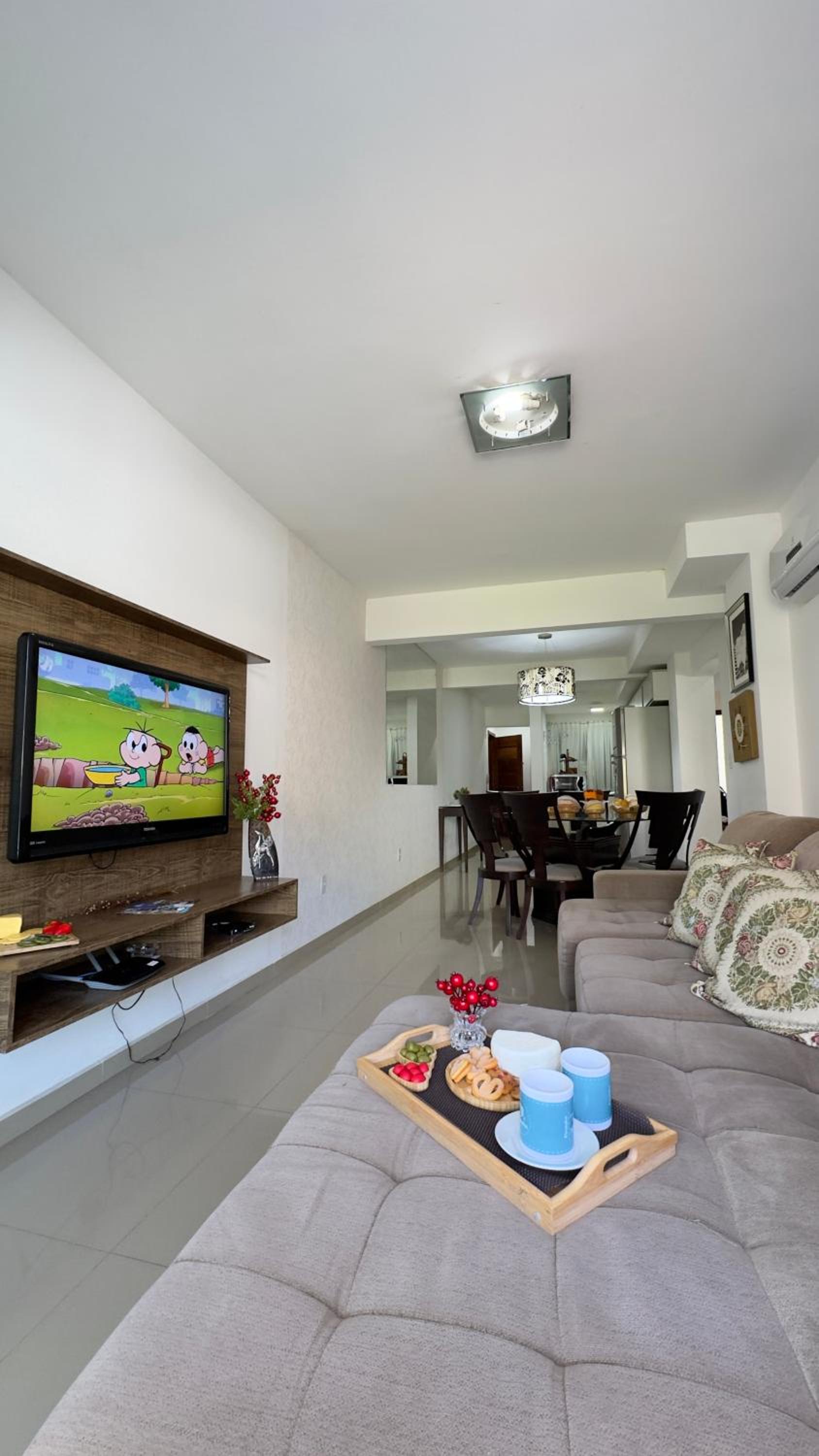 Three-Bedroom Apartment with View photo 1