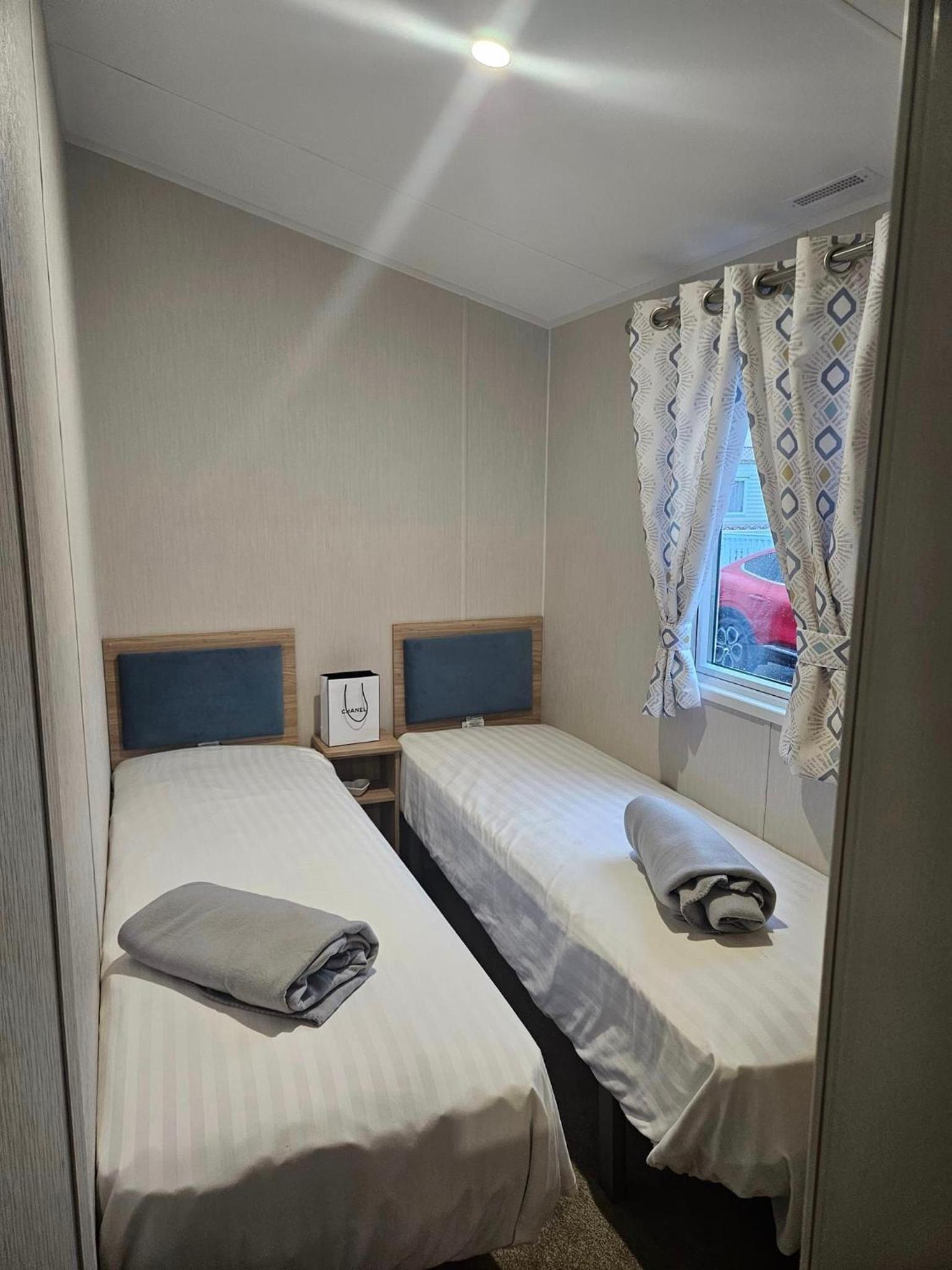 Deluxe Family Suite photo 3