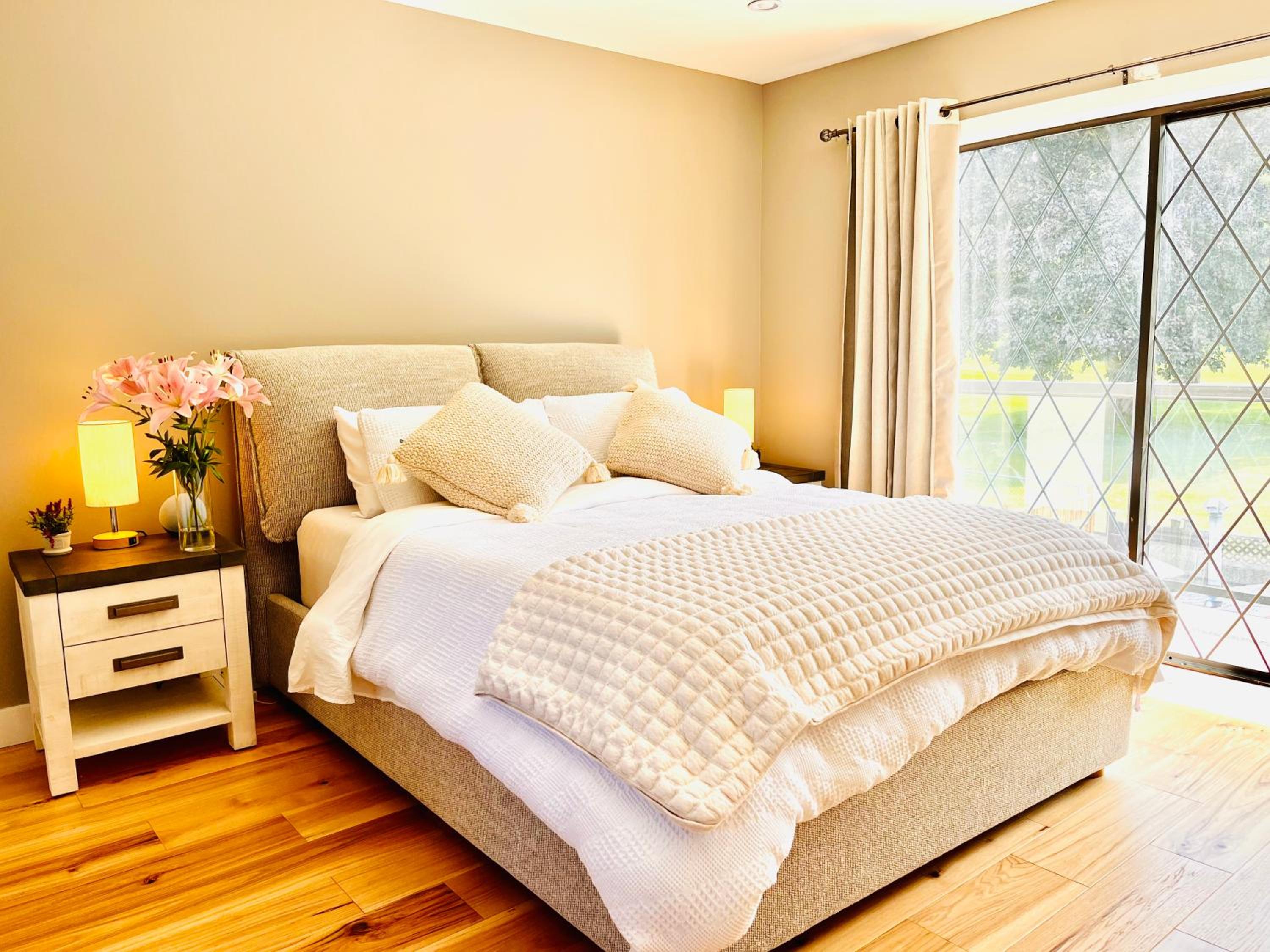 Double Room with Balcony and Sea View