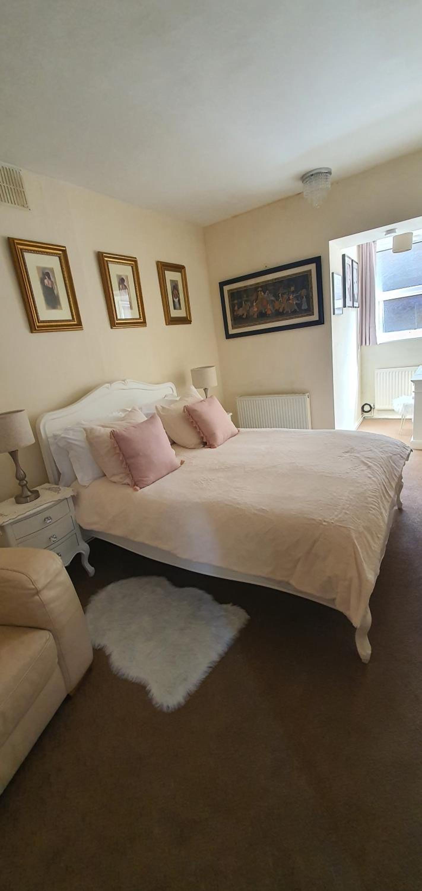 One-Bedroom House photo 1