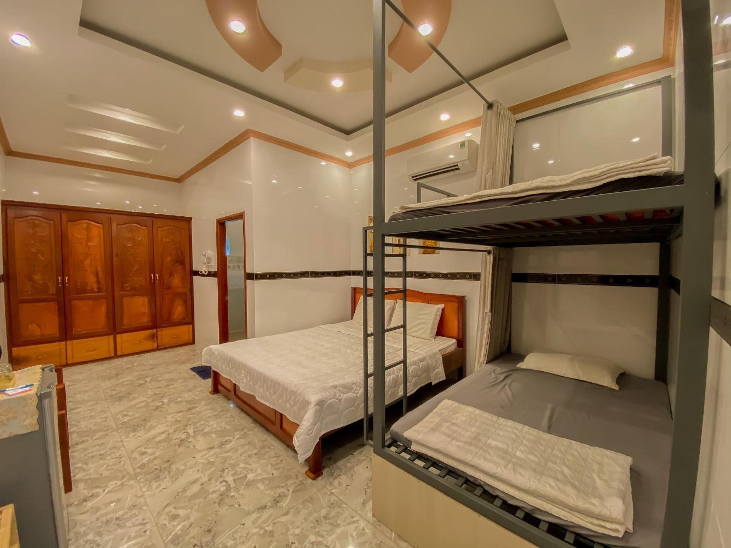 Comfort Quadruple Room