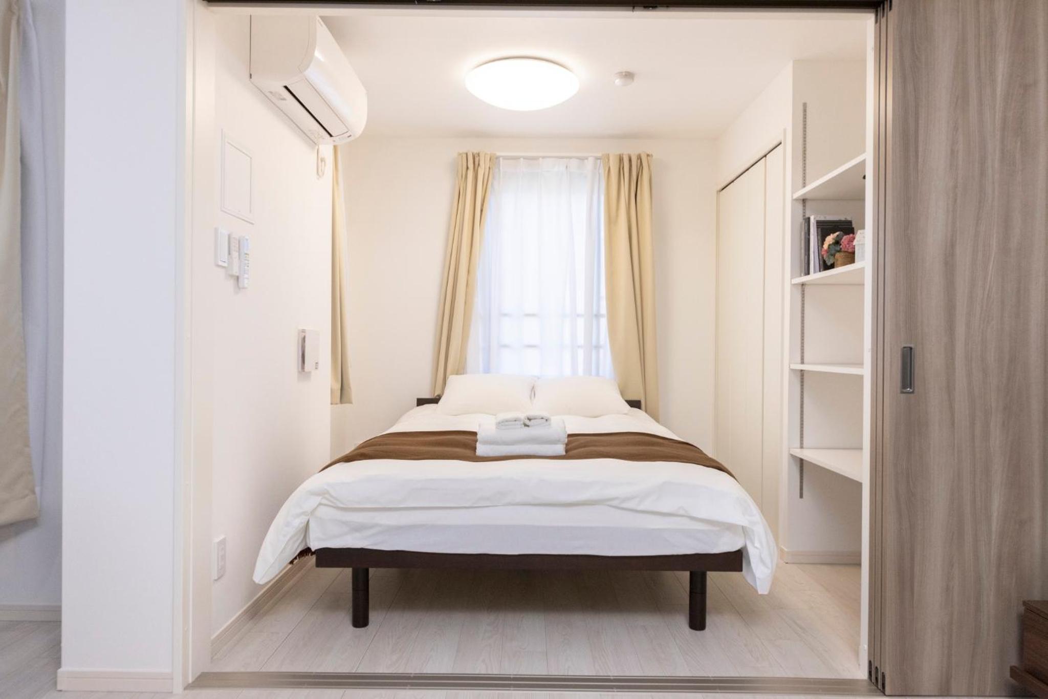 Two-Bedroom Studio Apartment photo 2
