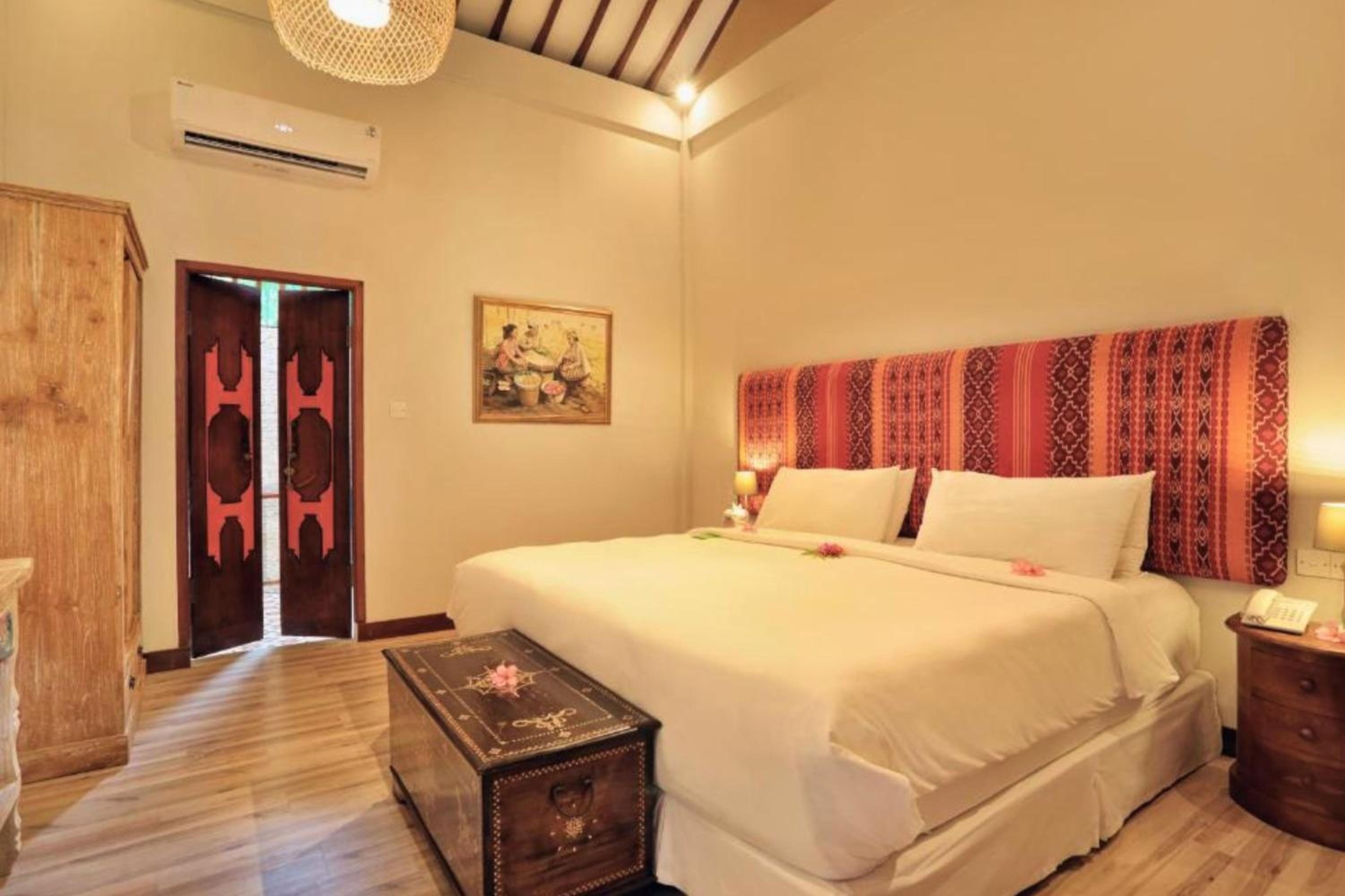 Double or Twin Room with Garden View photo 1