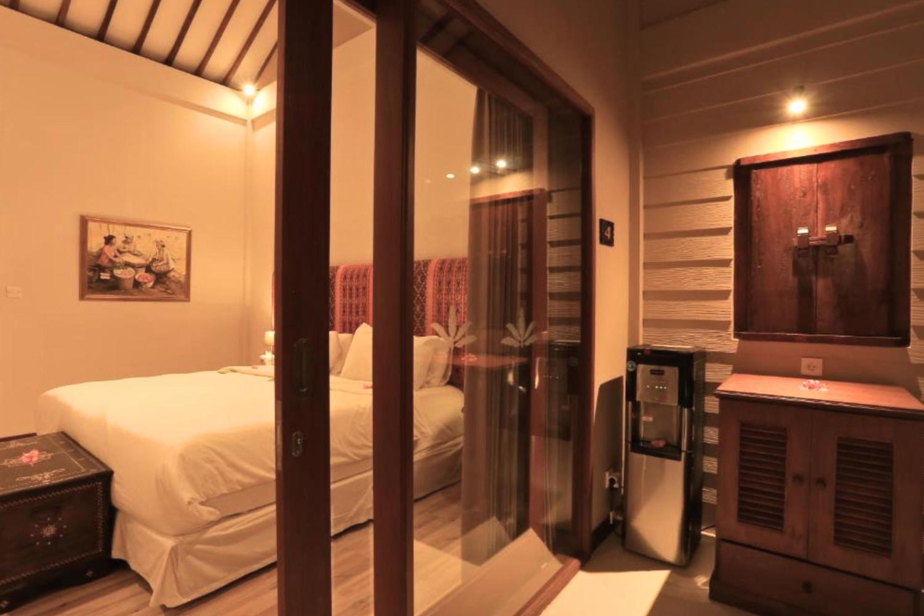 Double or Twin Room with Garden View photo 3