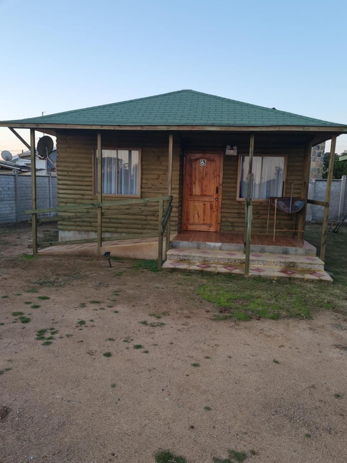 One-Bedroom House photo 1