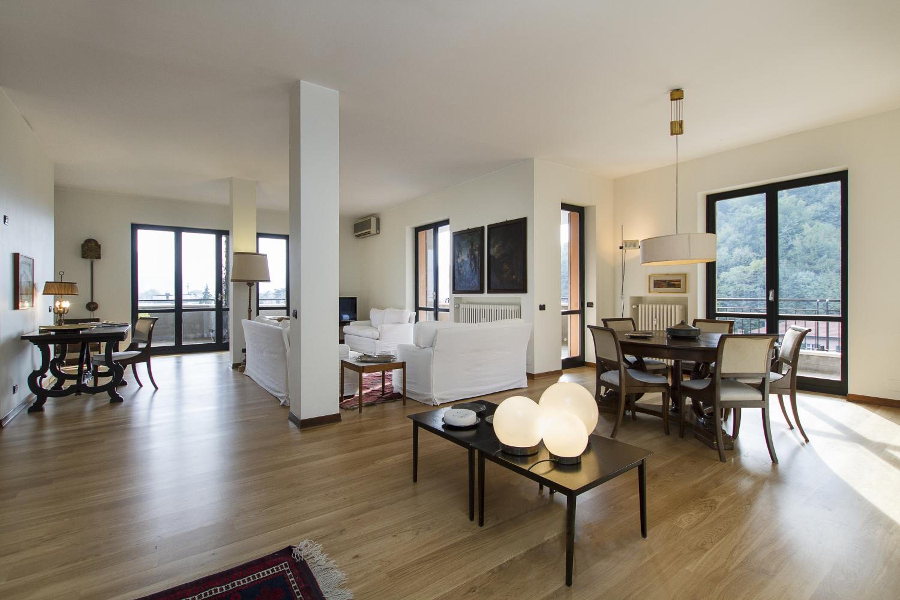 Apartment with Lake View photo 1