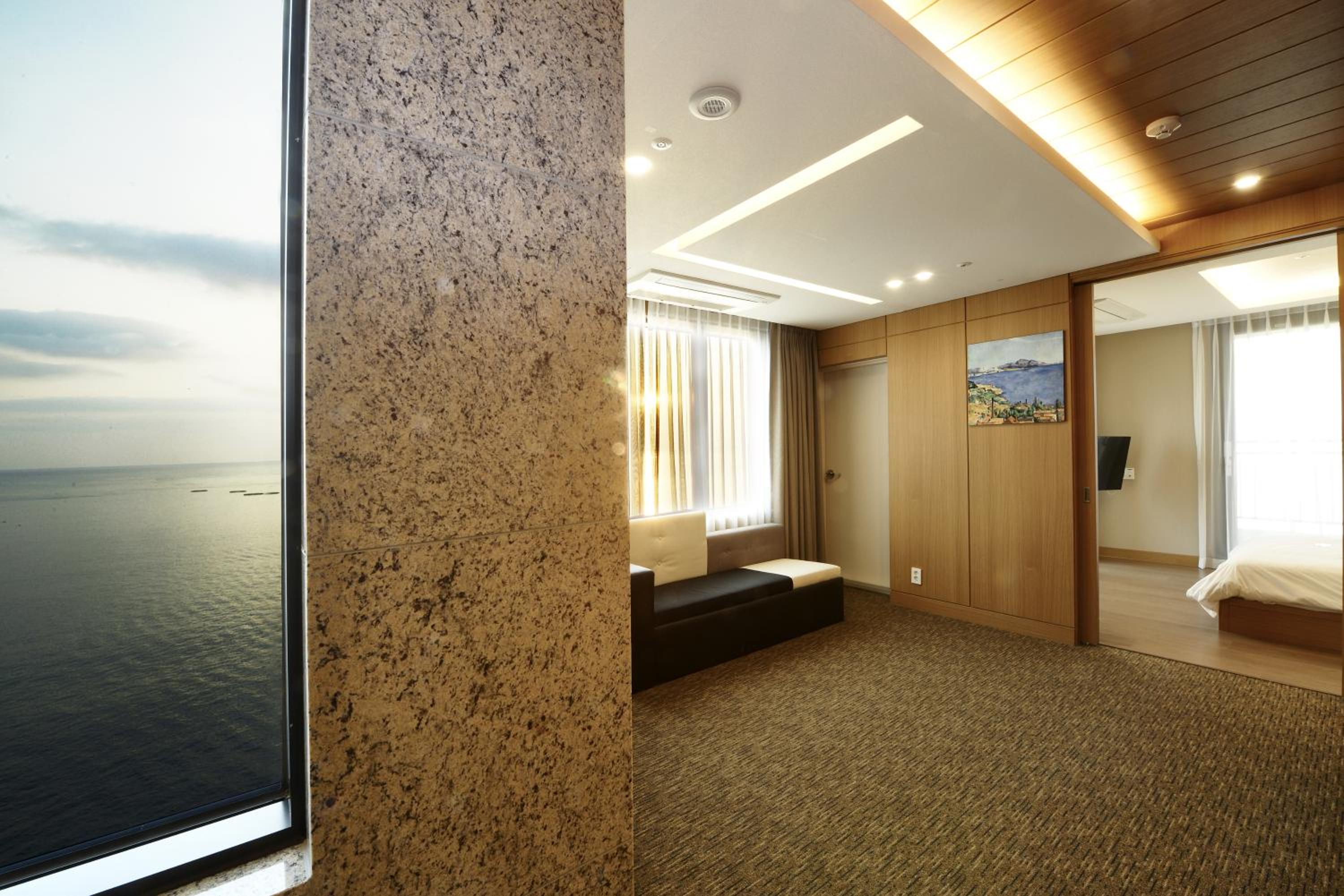 Junior Corner Suite Double (Panorama Ocean View)