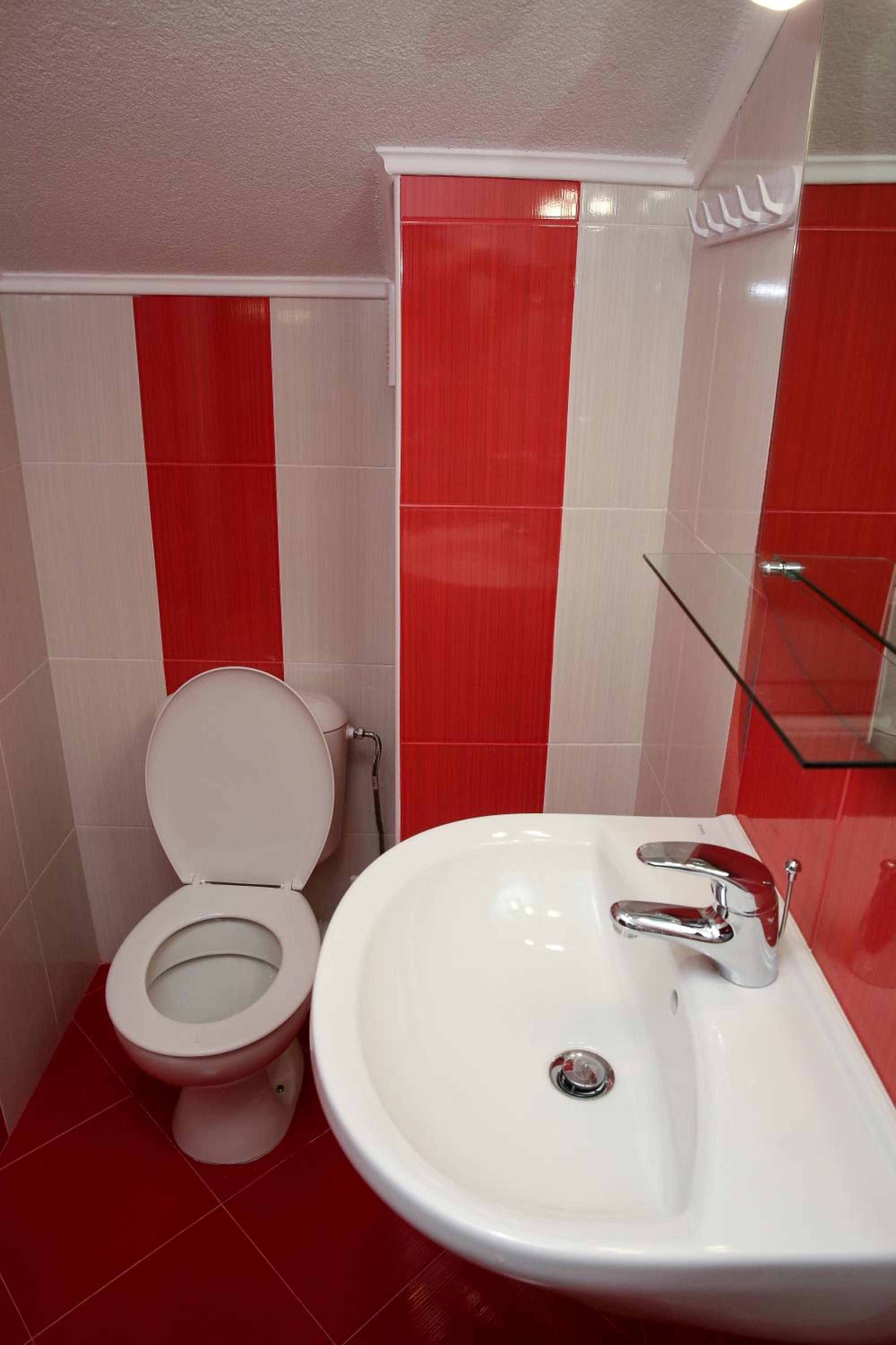 Double or Twin Room with Shower photo 1