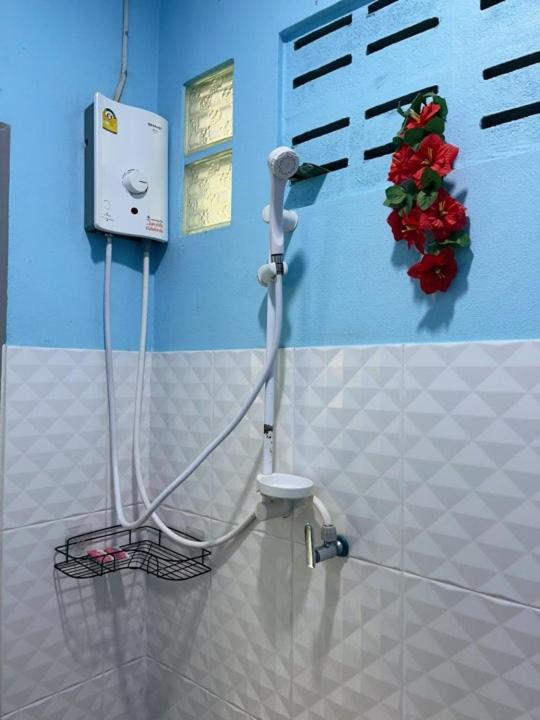 Double Room with Private Bathroom photo 2