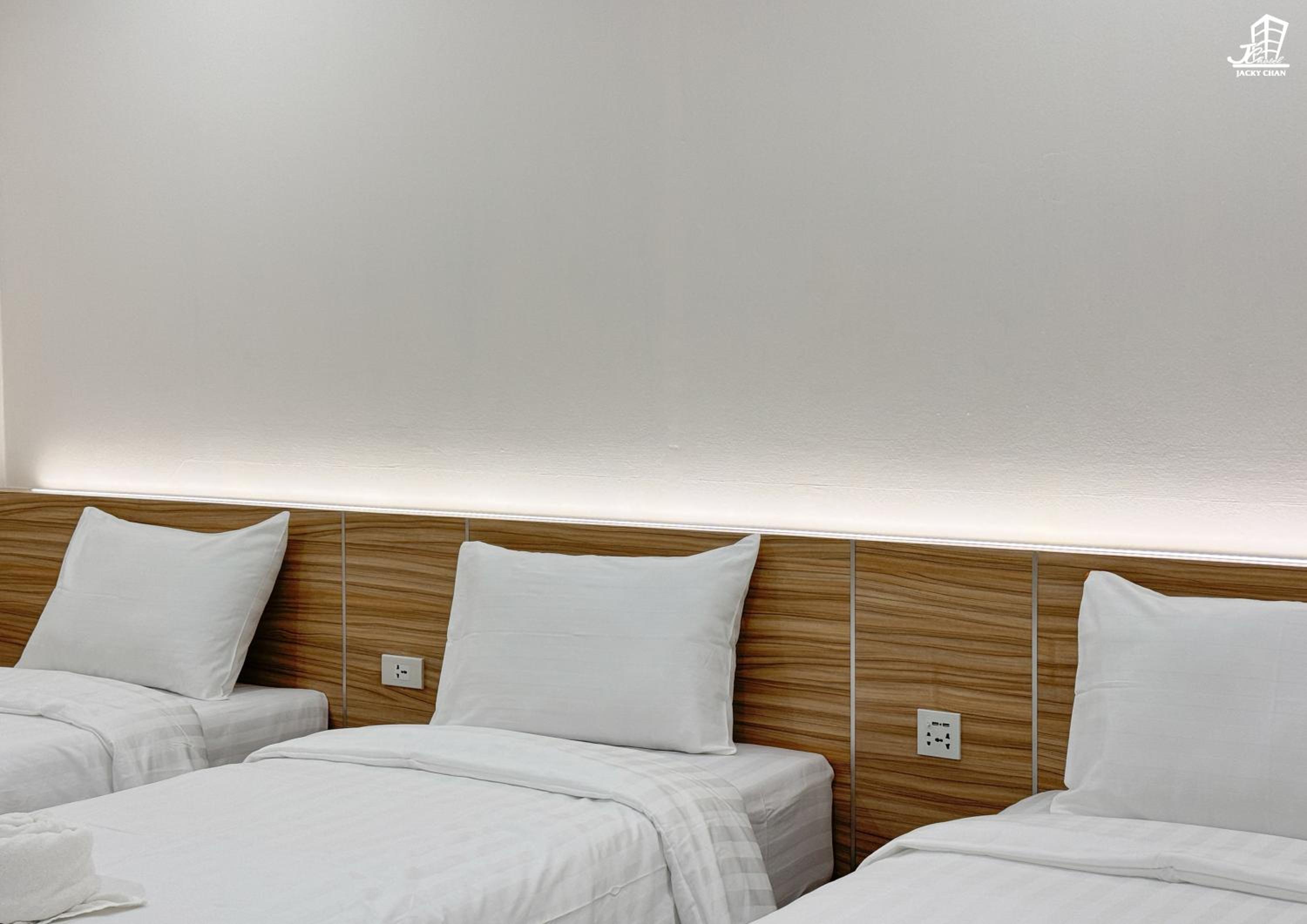 Classic Triple Room - Photo 1