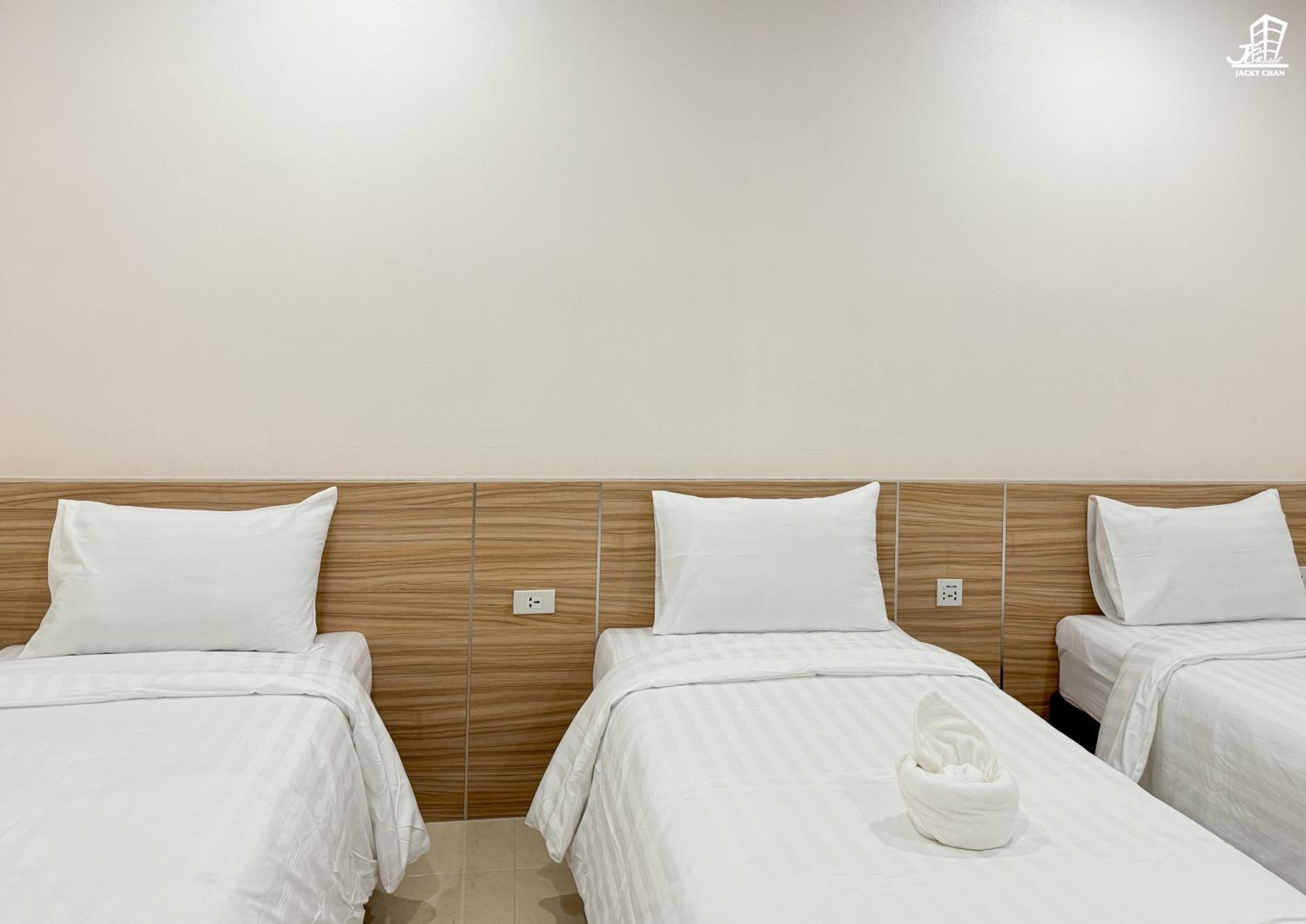 Classic Triple Room - Photo 5