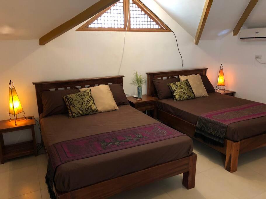 Villa photo 1