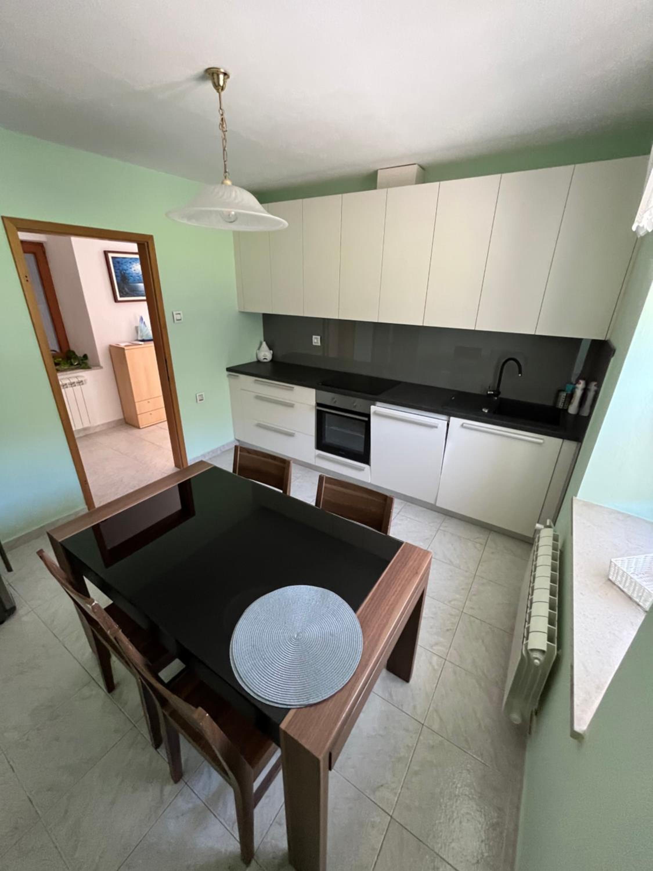 One-Bedroom Apartment - Photo 10