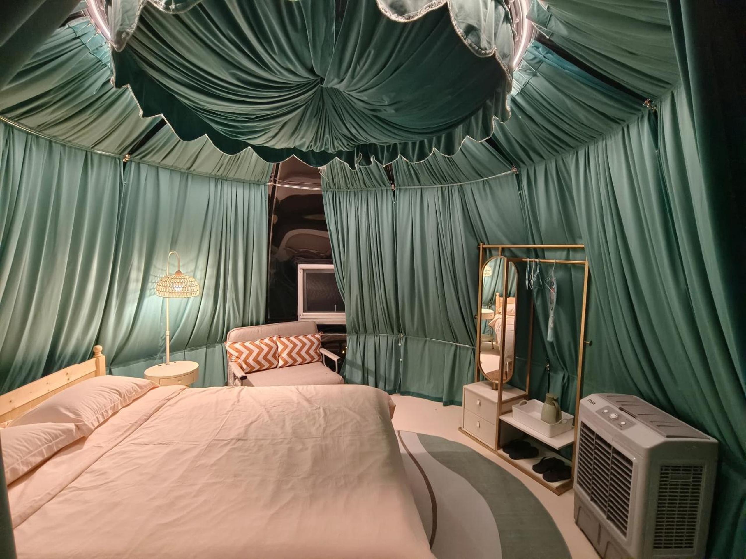 Double Room with Private Bathroom photo 2