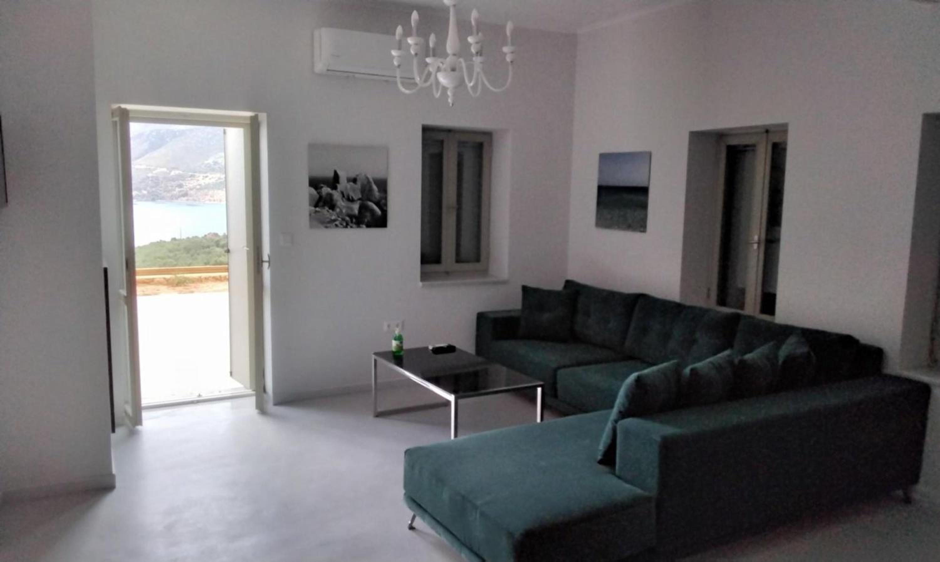 Two-Bedroom Townhouse - Photo 10