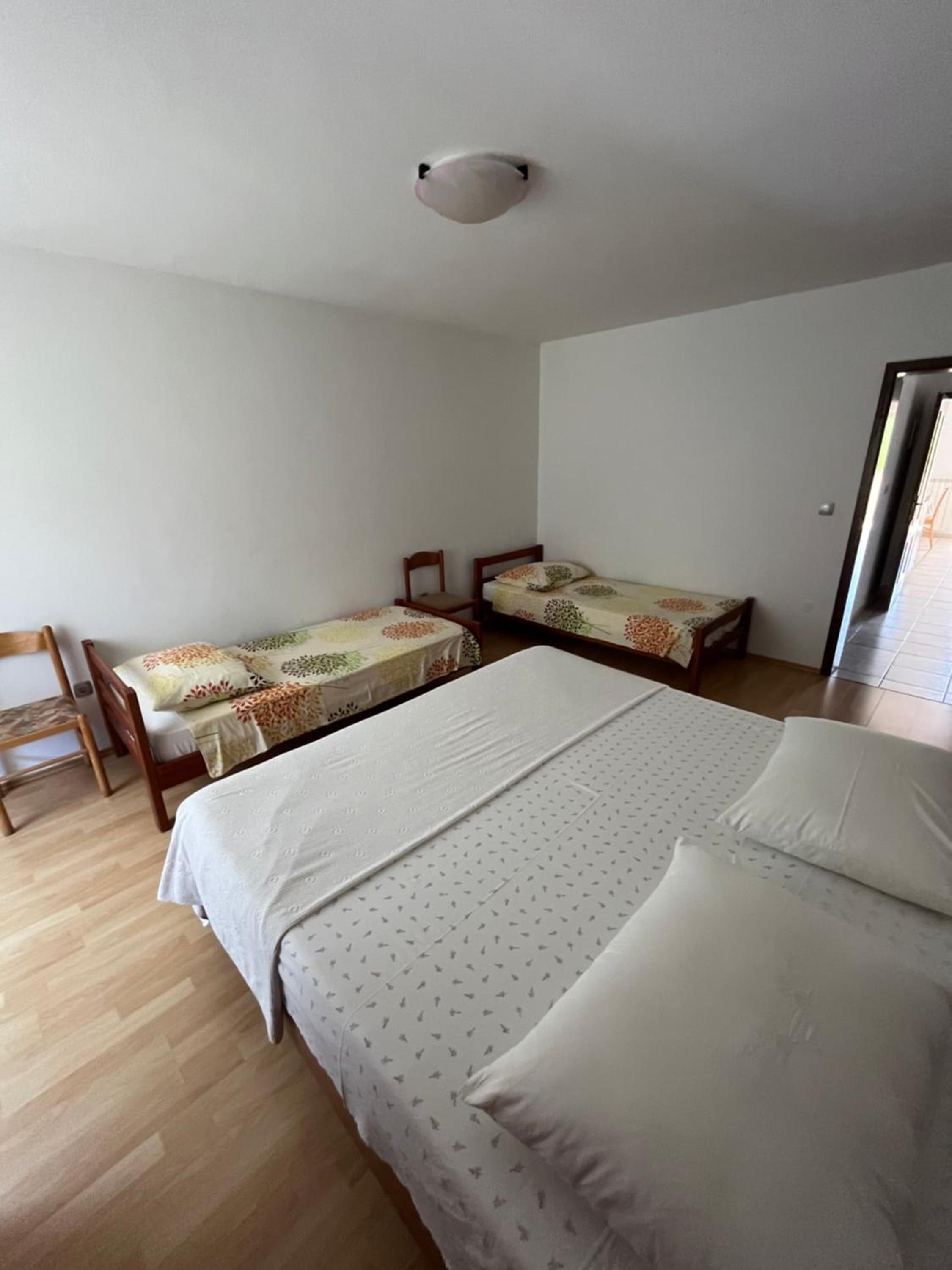 Two-Bedroom Apartment - Photo 8