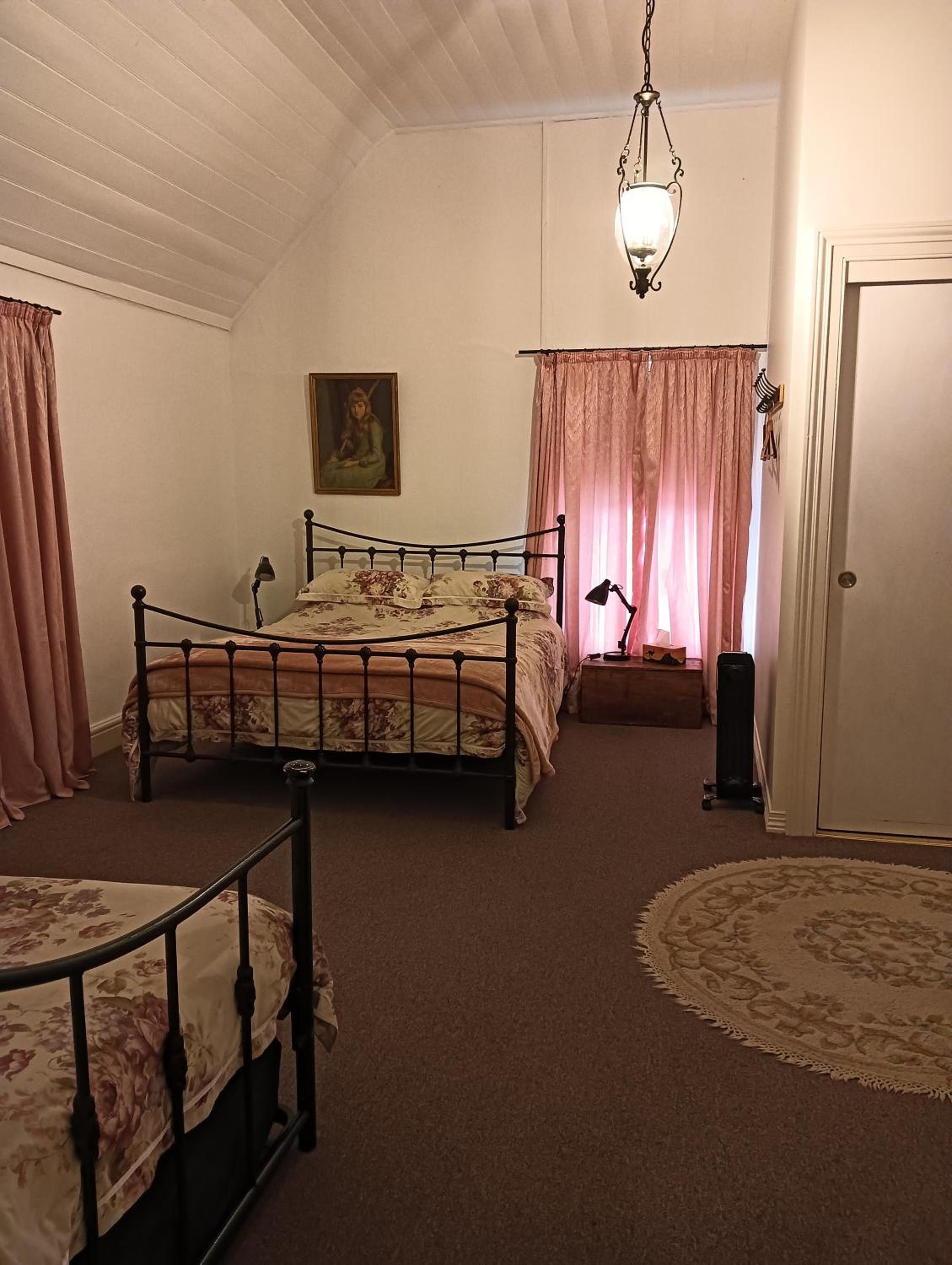 Deluxe Double Room (2 Adults + 1 Child) photo 1