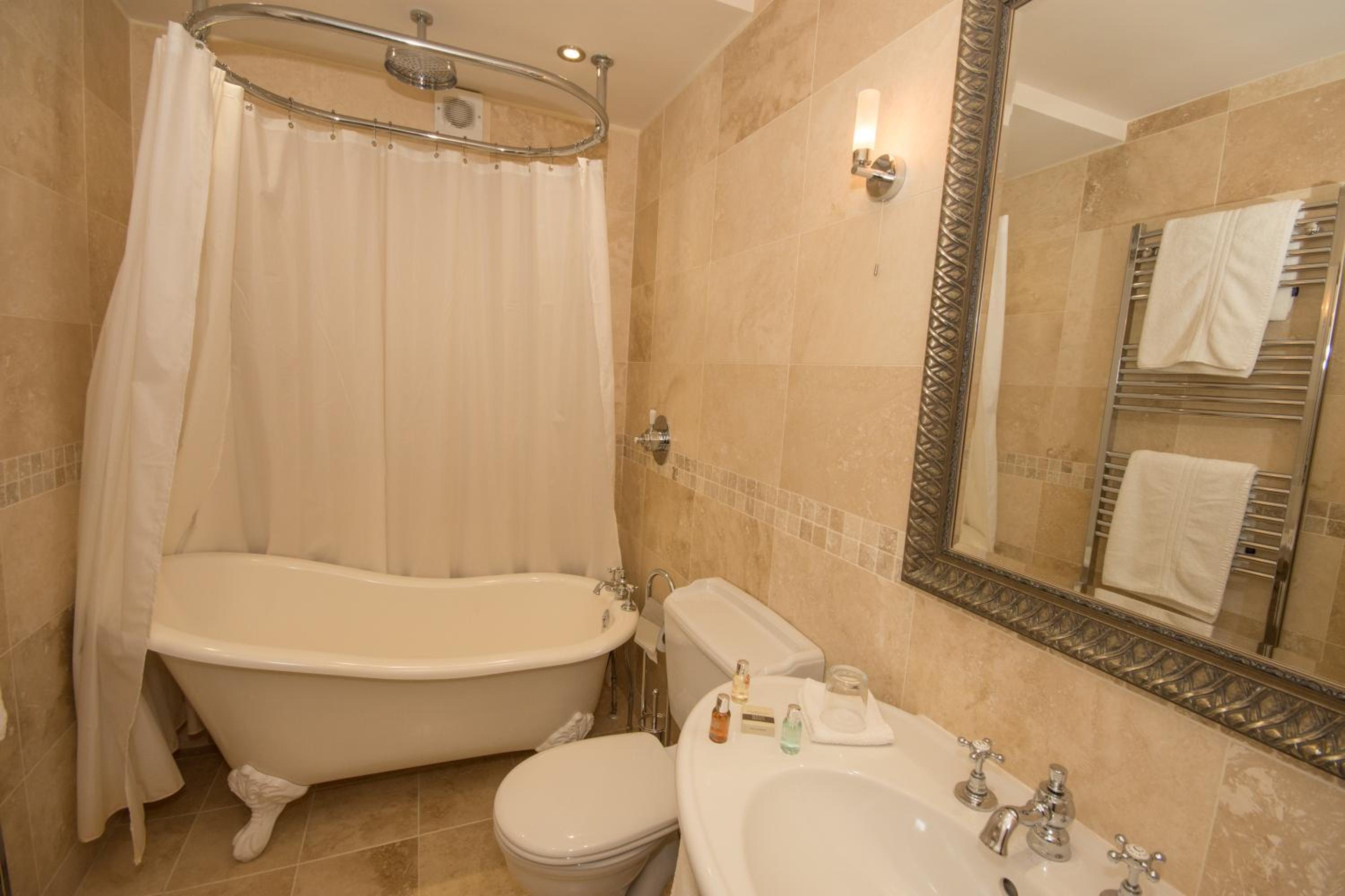 Superior Double Room - Photo 2
