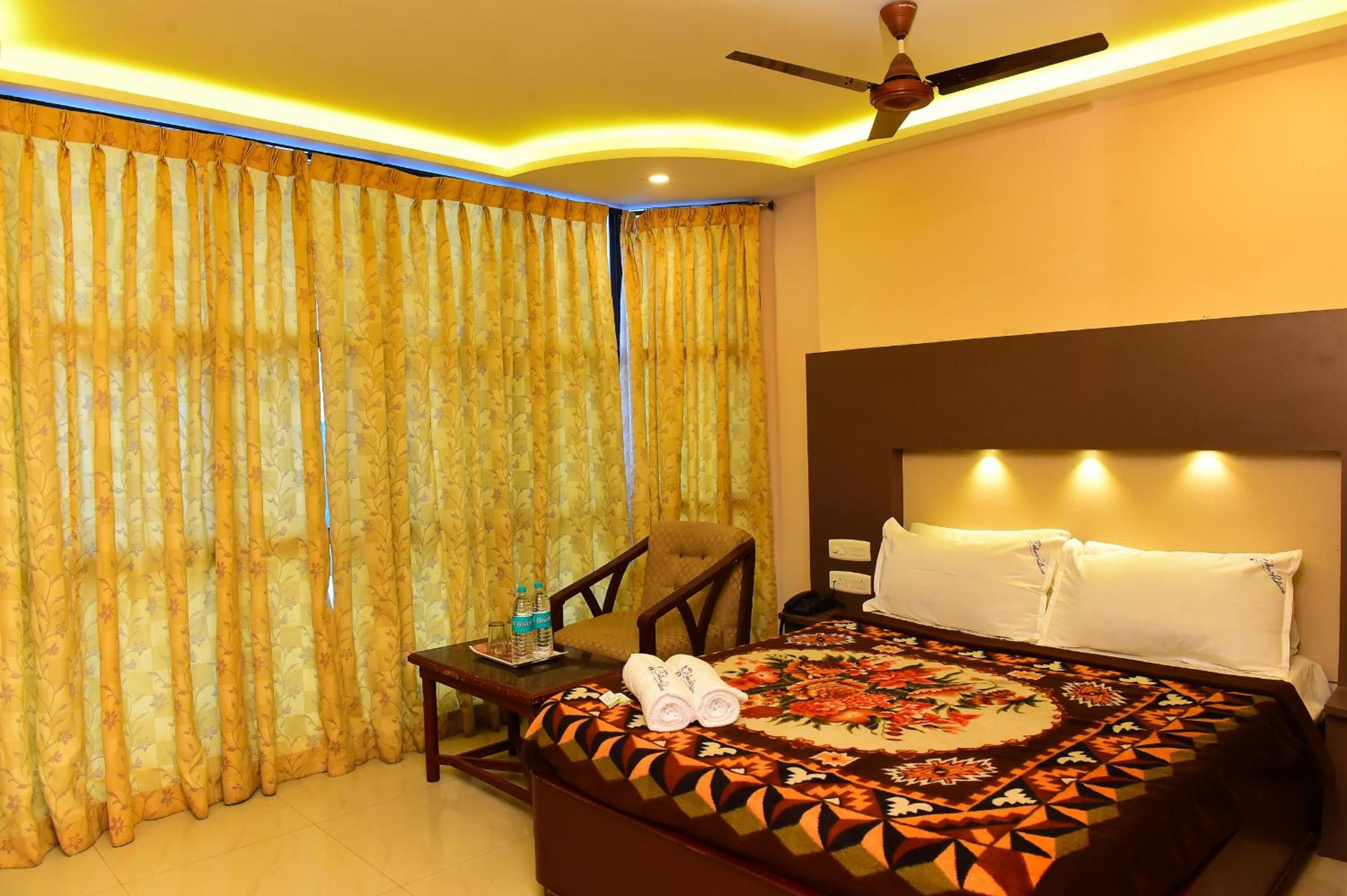 Deluxe Double Room With Balcony And Sea View photo 3