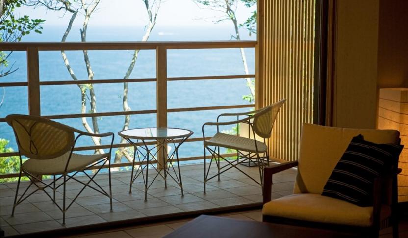 Ocean Suite - Photo 2
