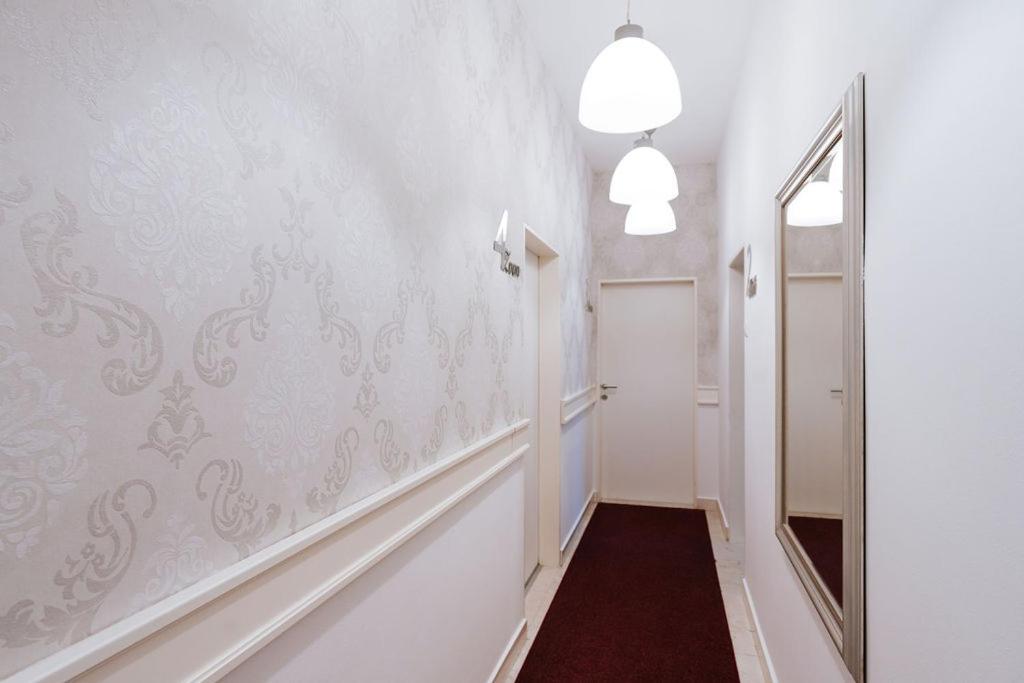 Apartment - Ground Floor photo 3
