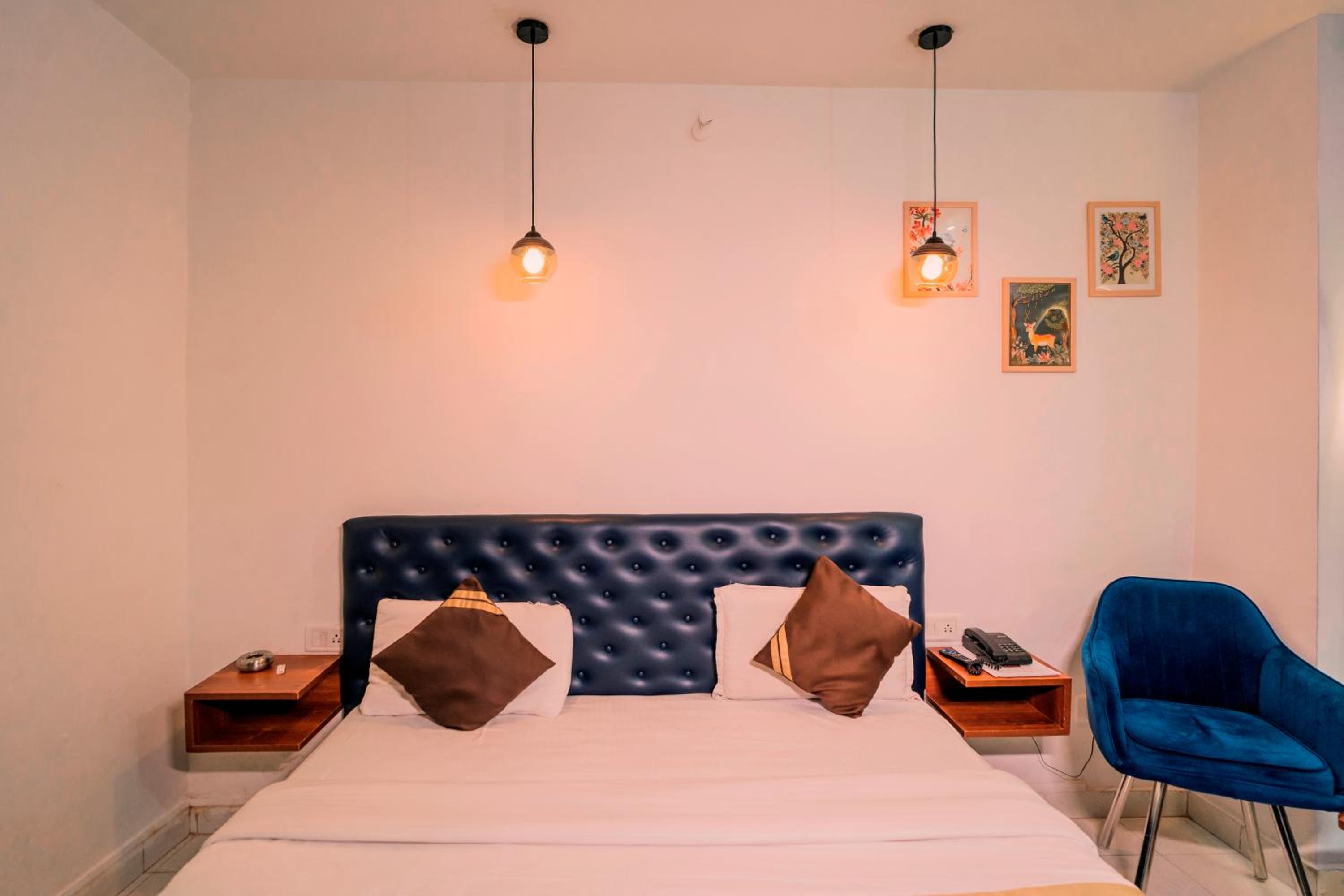Standard Double Room photo 2