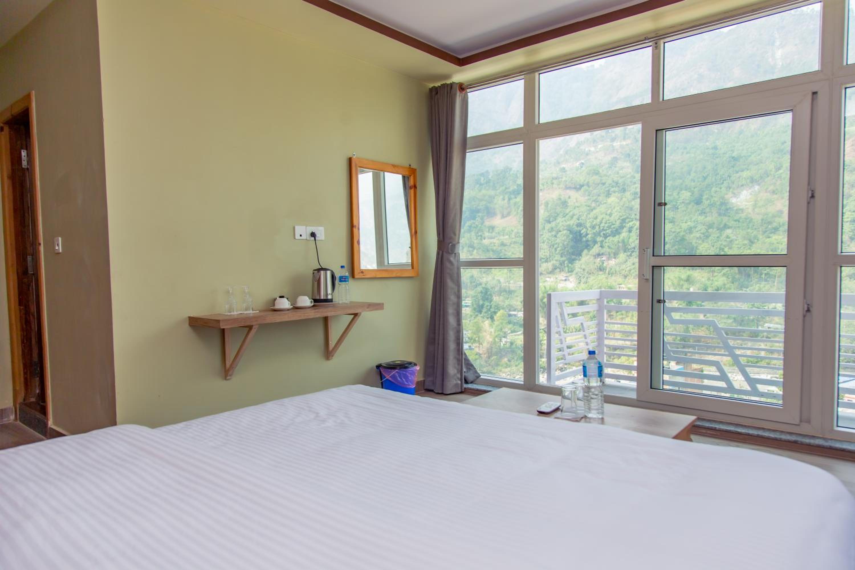 Deluxe Junior Suite