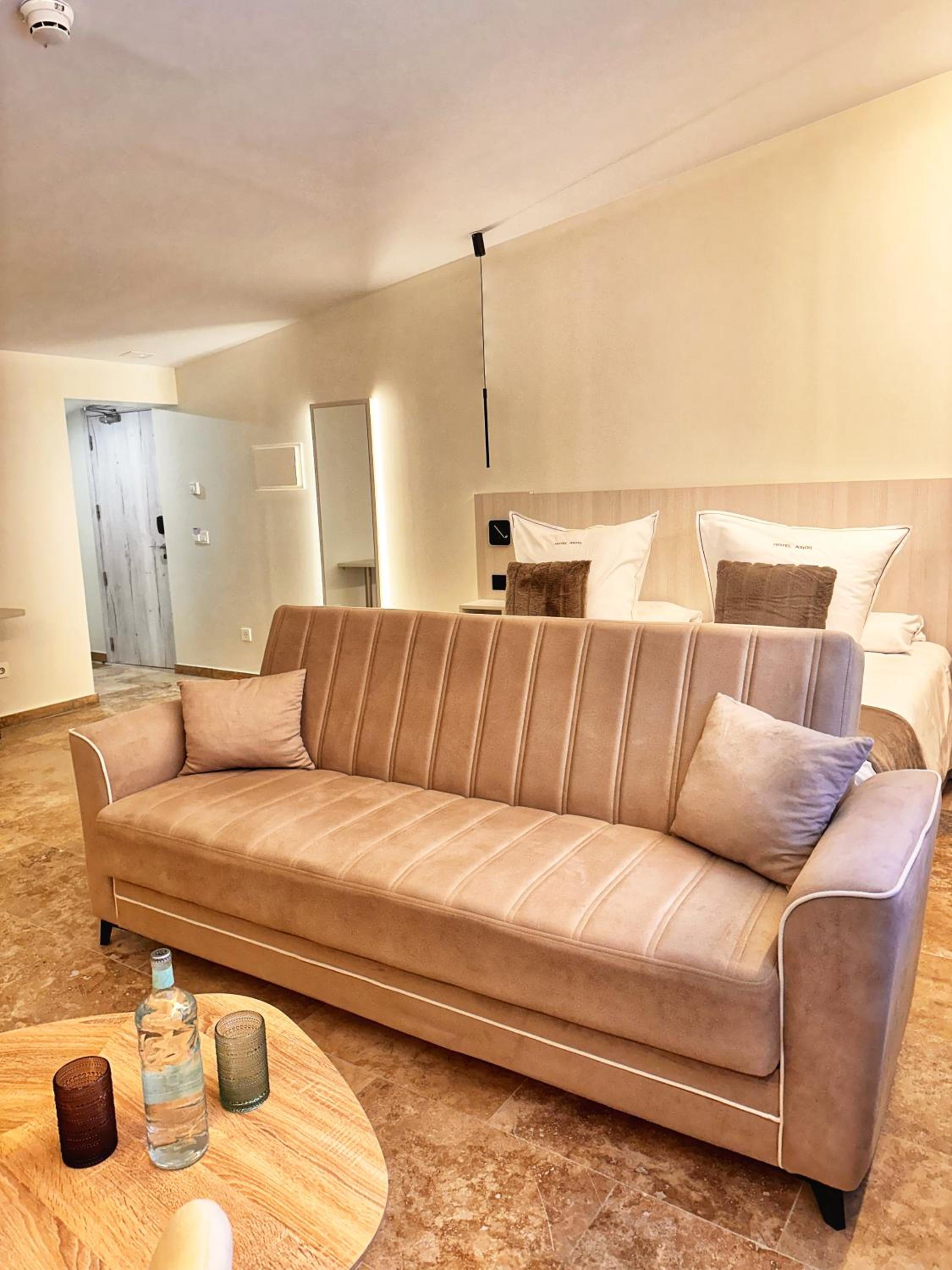 Suite Deluxe Suite Deluxe