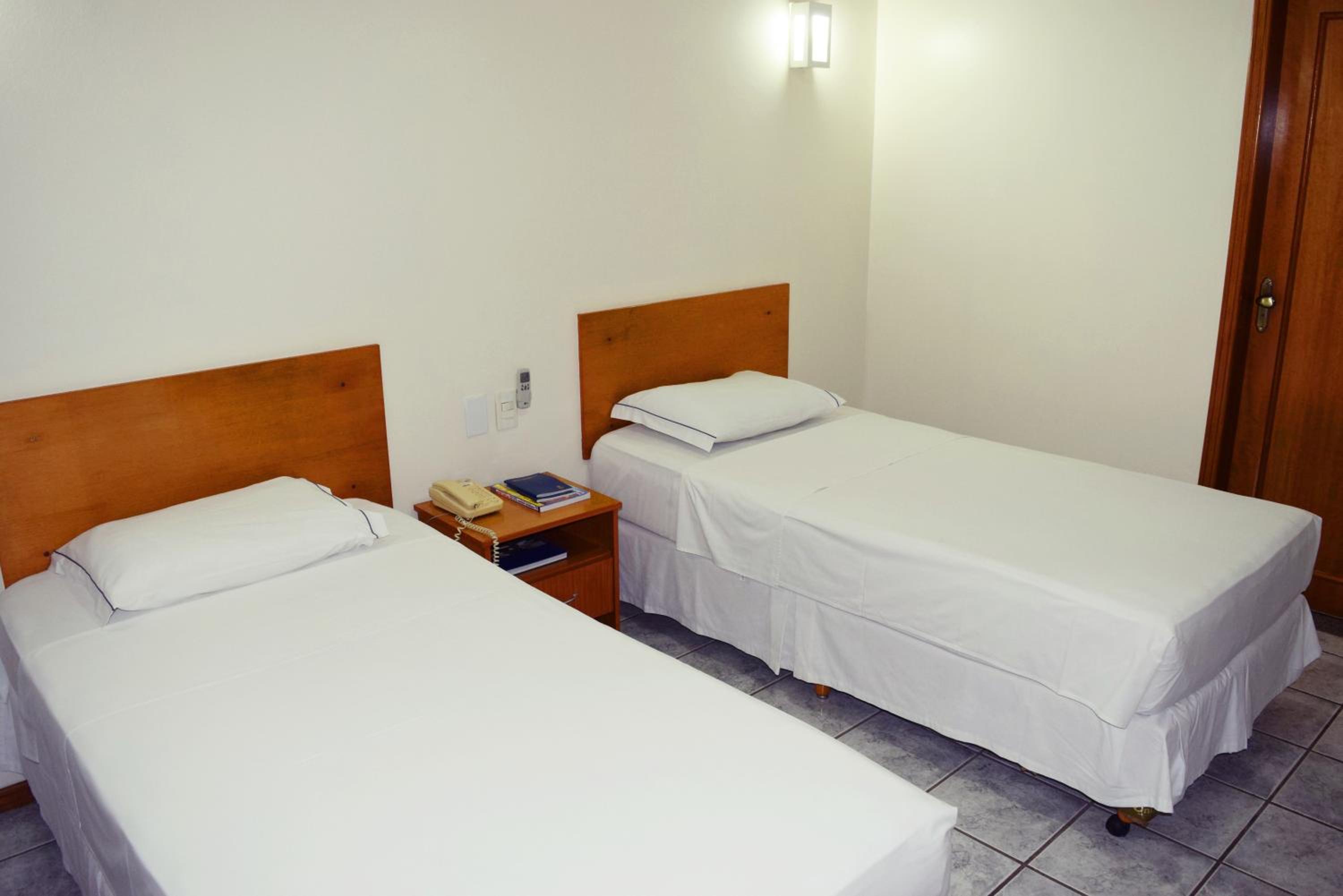 Double Room - Photo 7