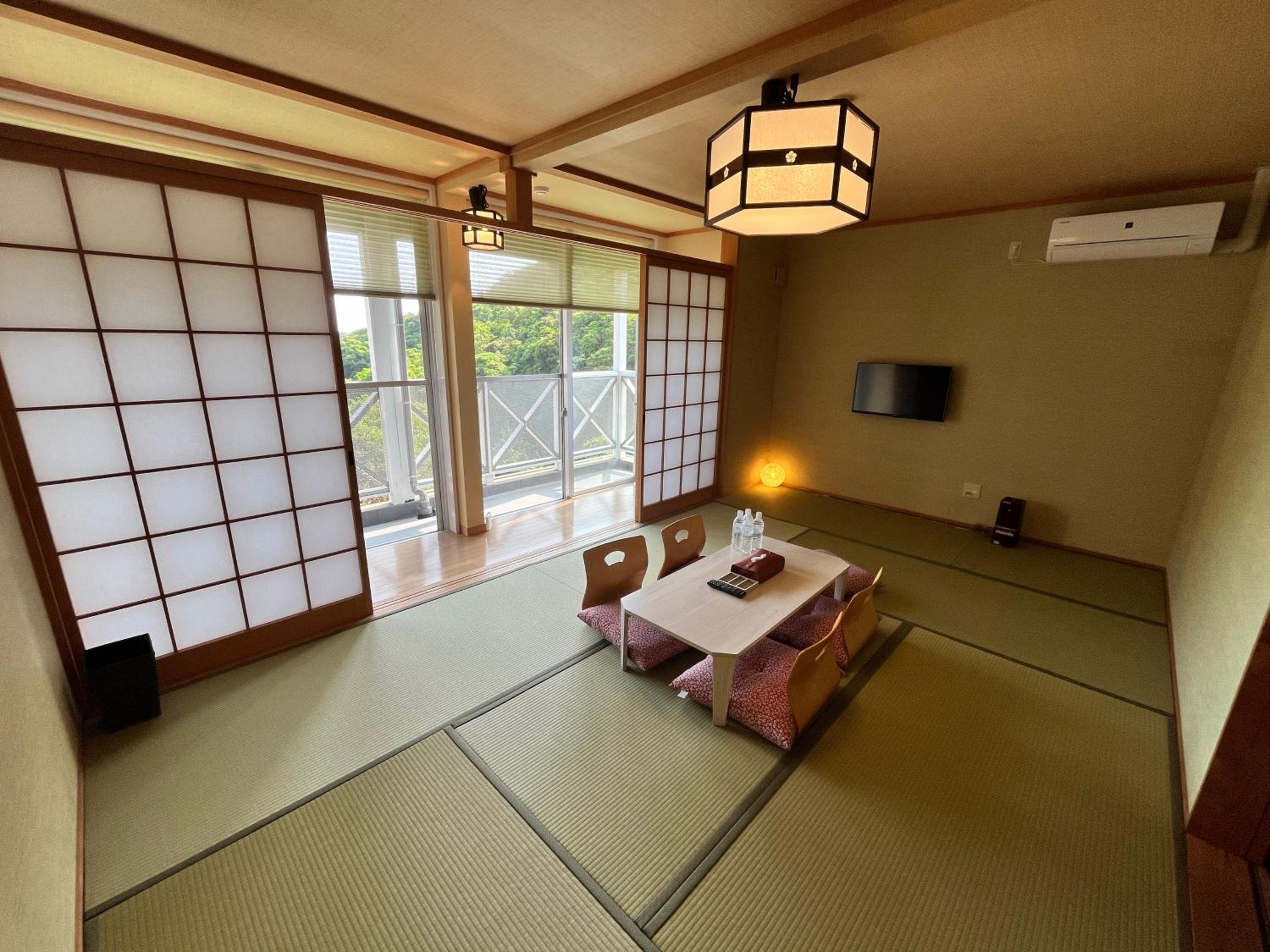 Japanese-Style Quadruple Room