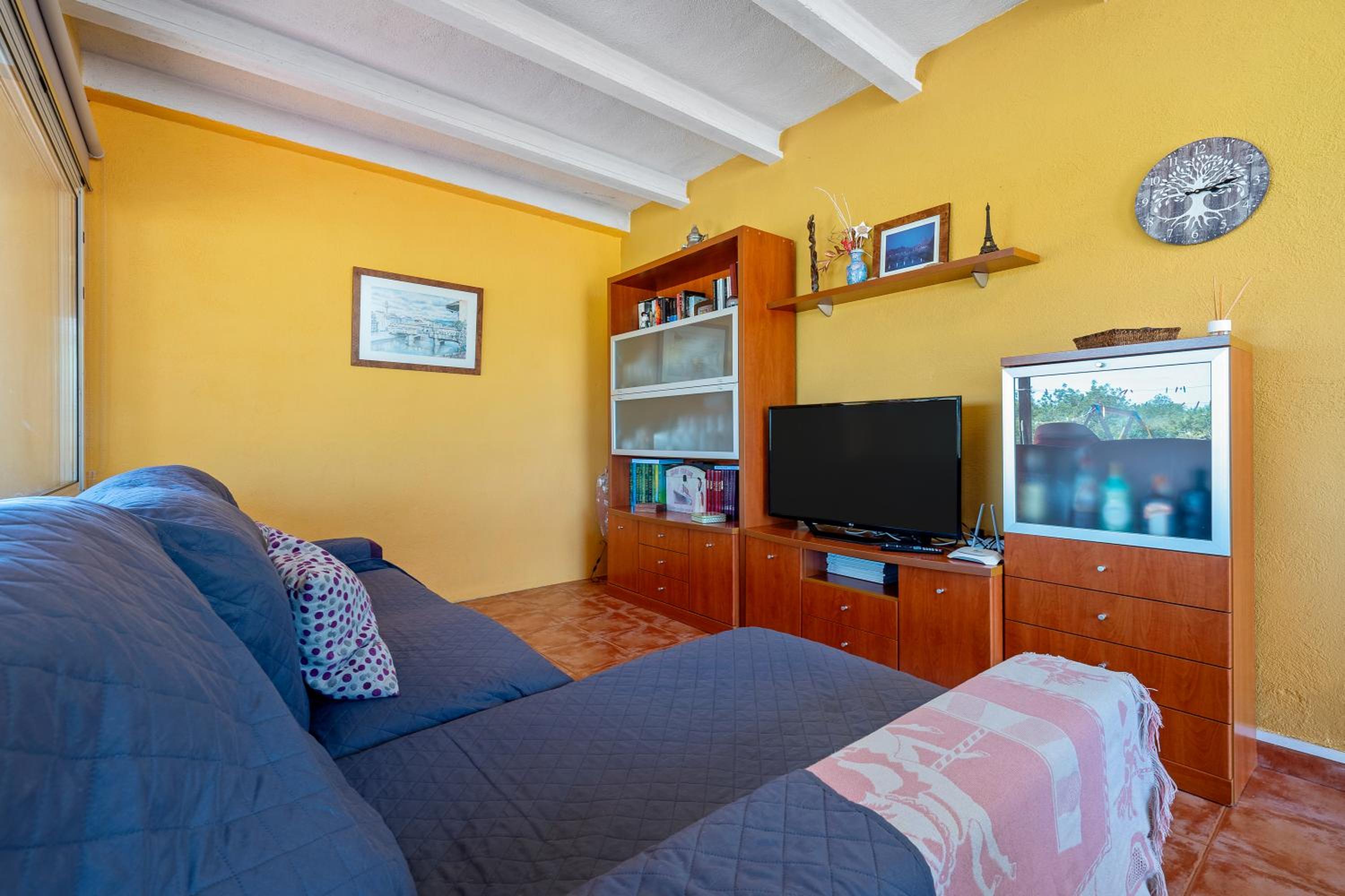 Villa with Garden View