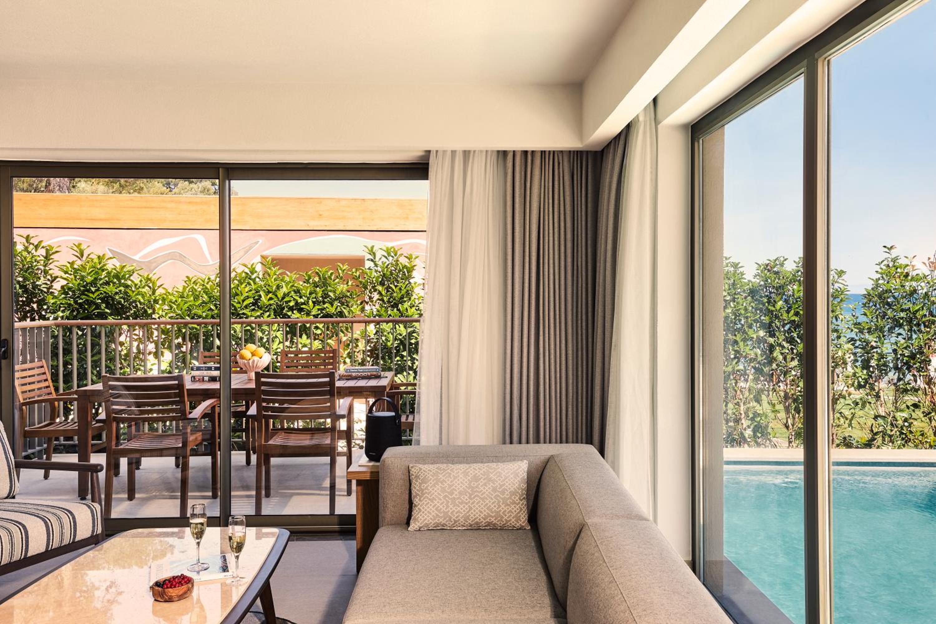Headliner Villa with Private Pool