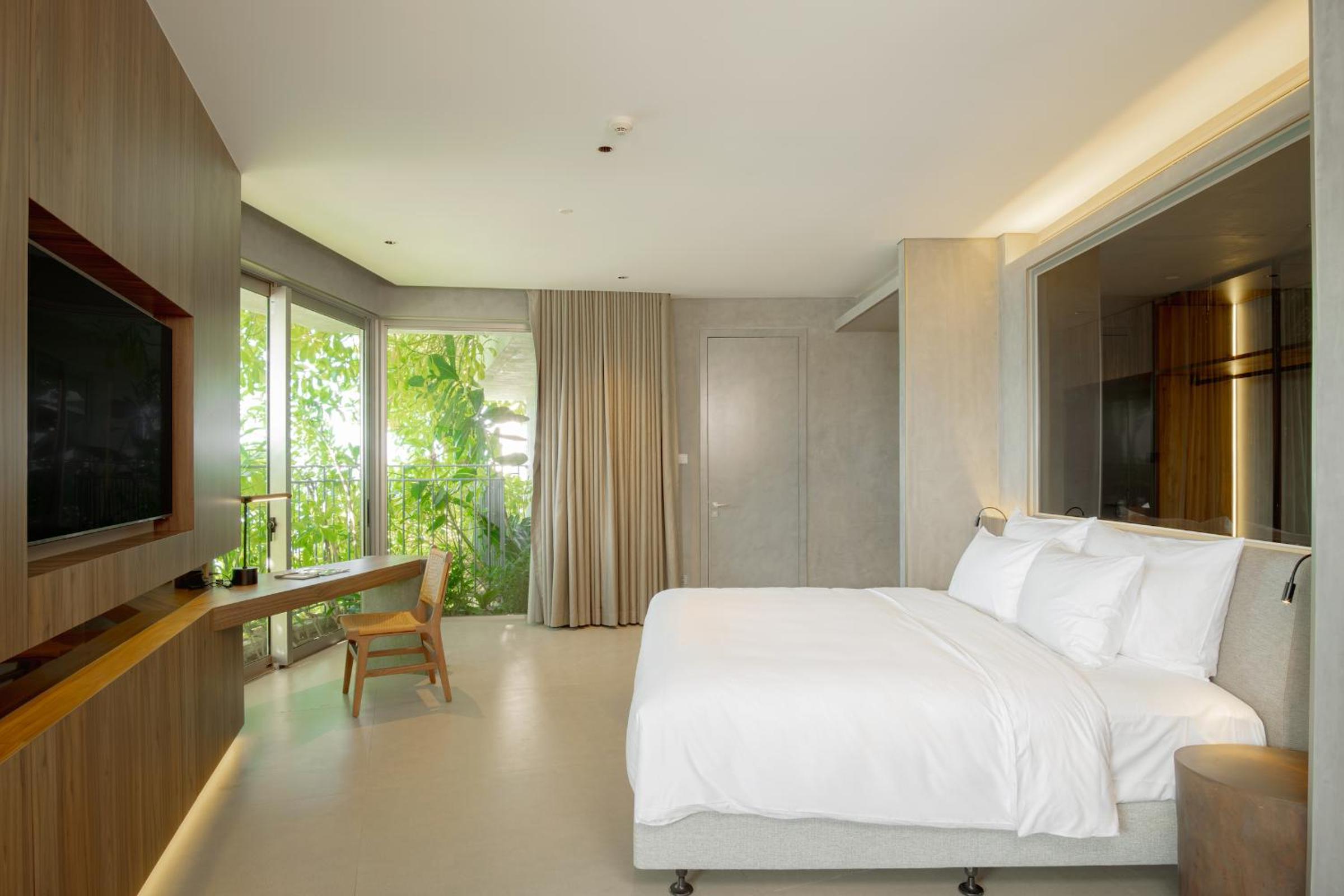 Deluxe Double Room Partial Sea View and Bathtub - Daily Afternoon Tea Inclusive - Photo 6