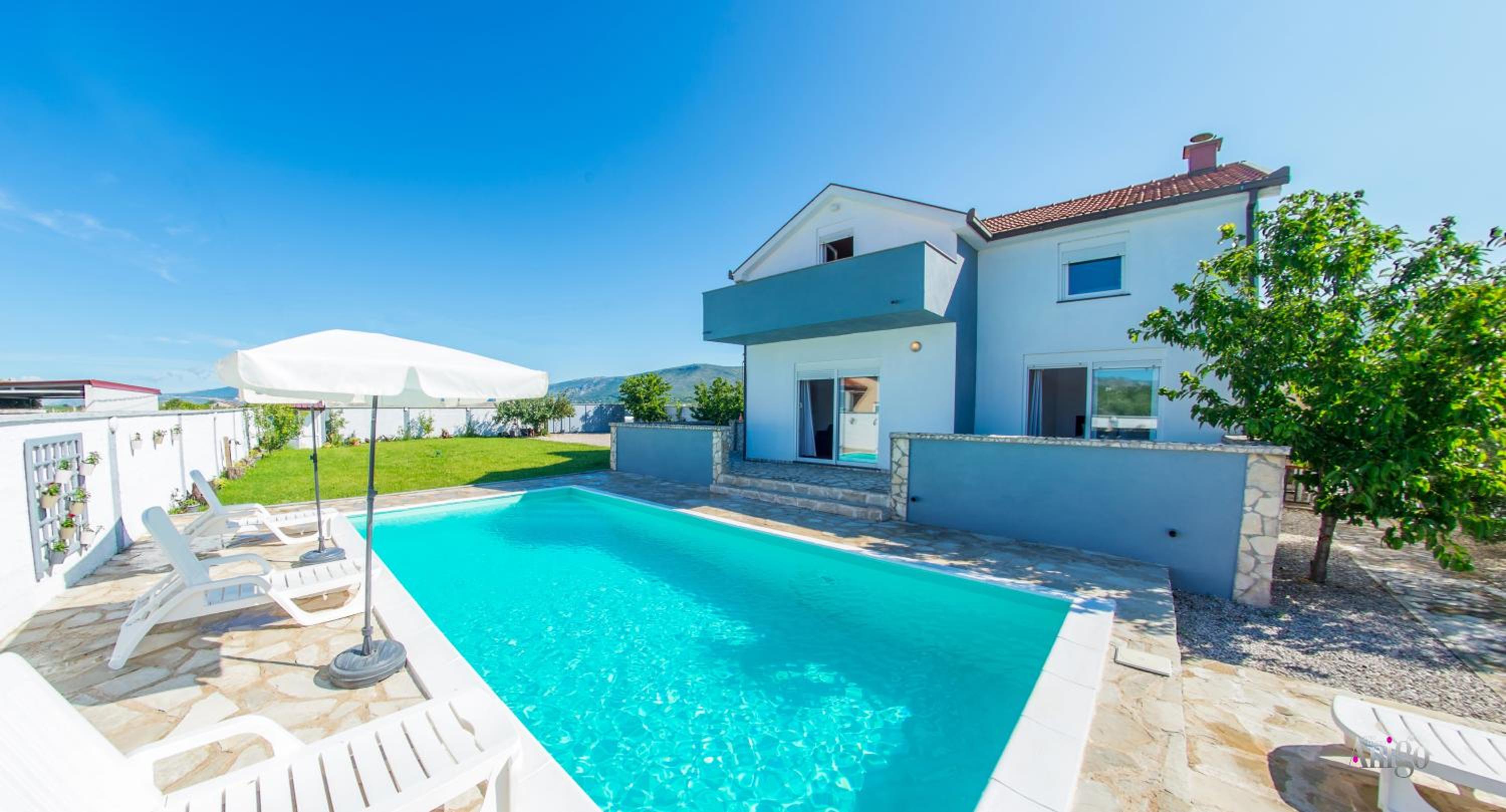 Villa with Private Pool photo 2