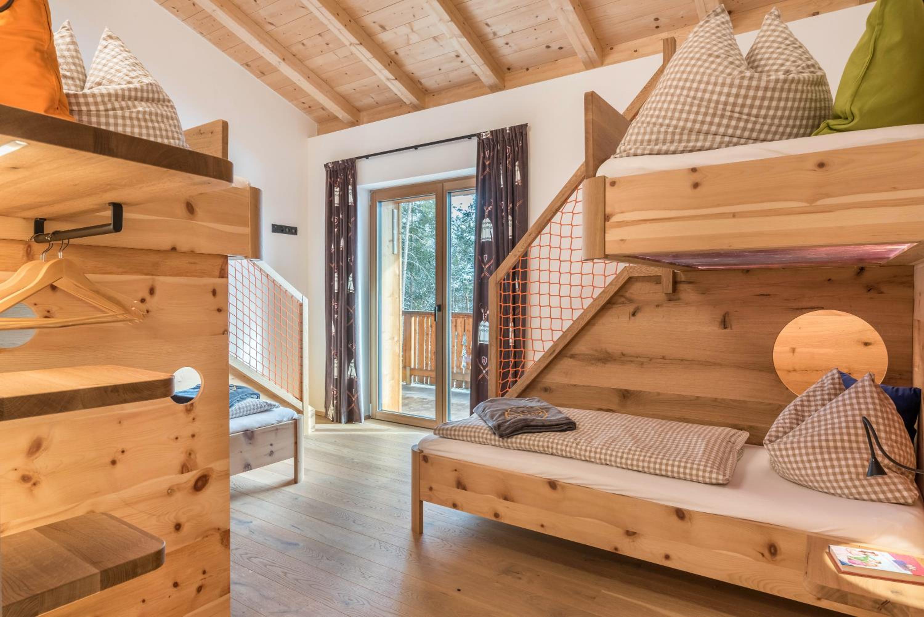 Two-Bedroom Deluxe Apartment with Garden View