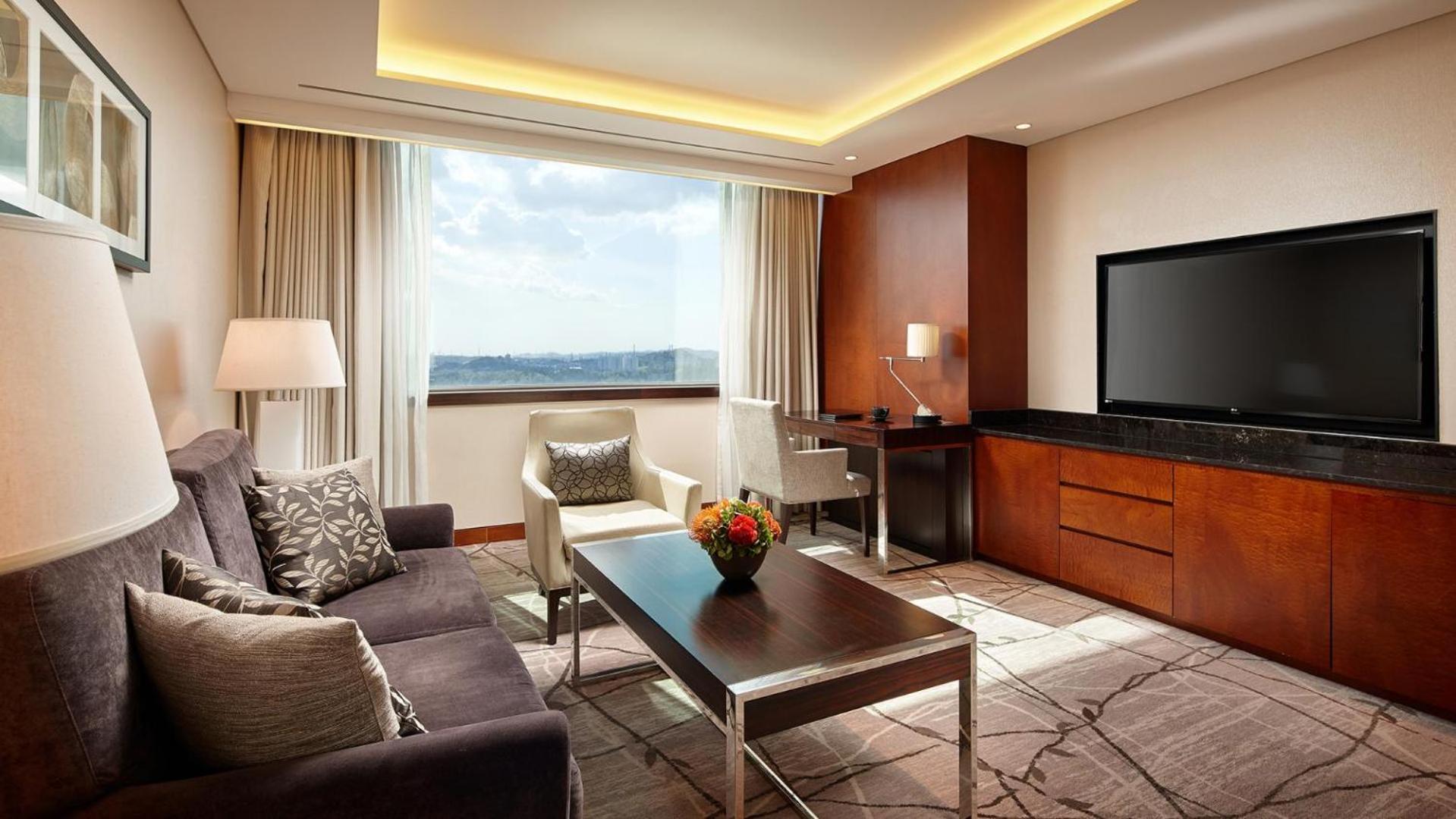 Club Deluxe Suite Double Room With Club Lounge Access For 2 Person - Photo 7