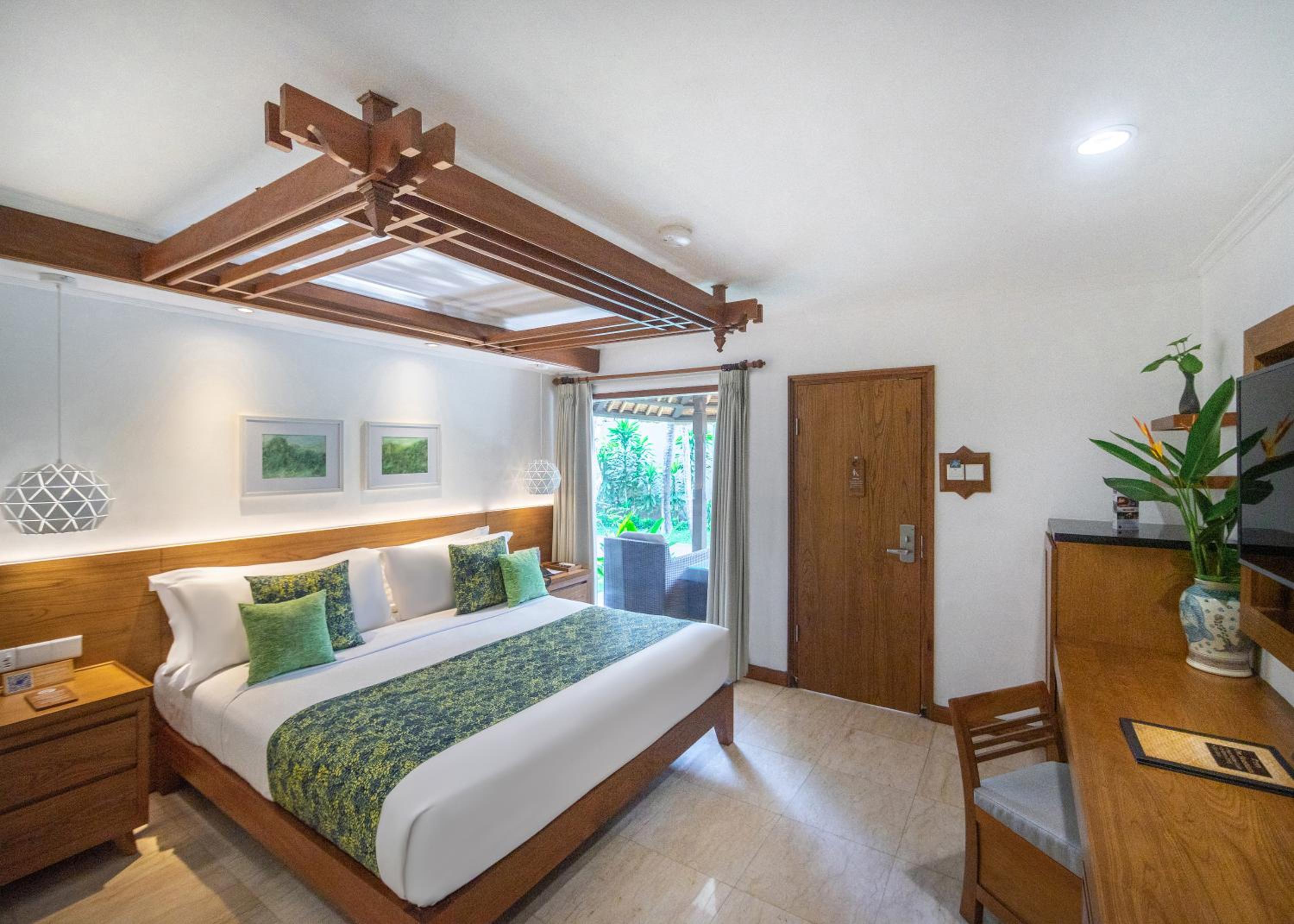 Deluxe Garden Bungalow - Photo 1