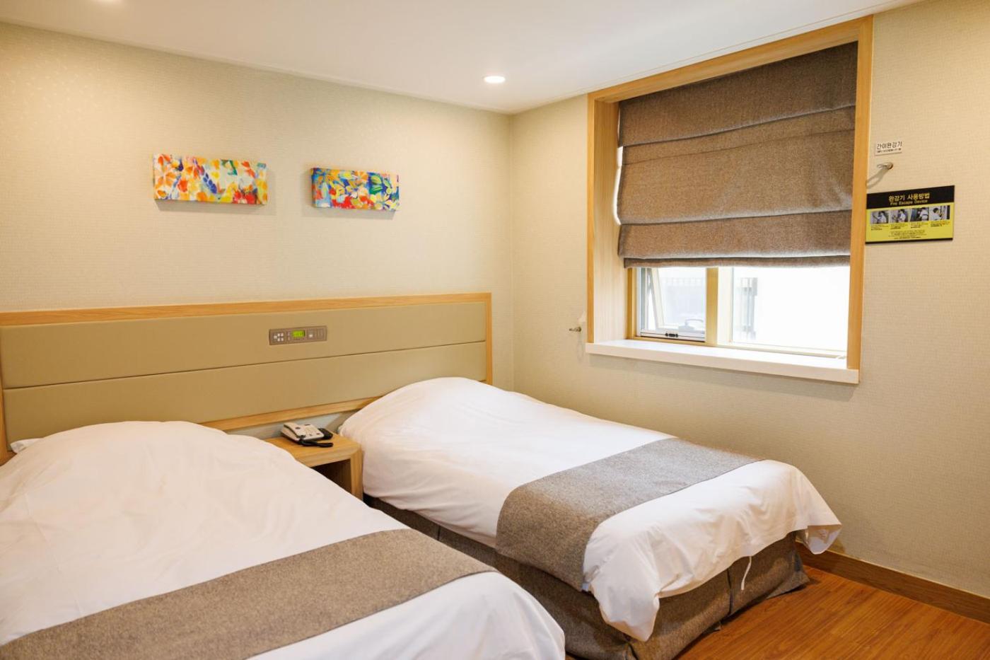 Twin Room - Annex