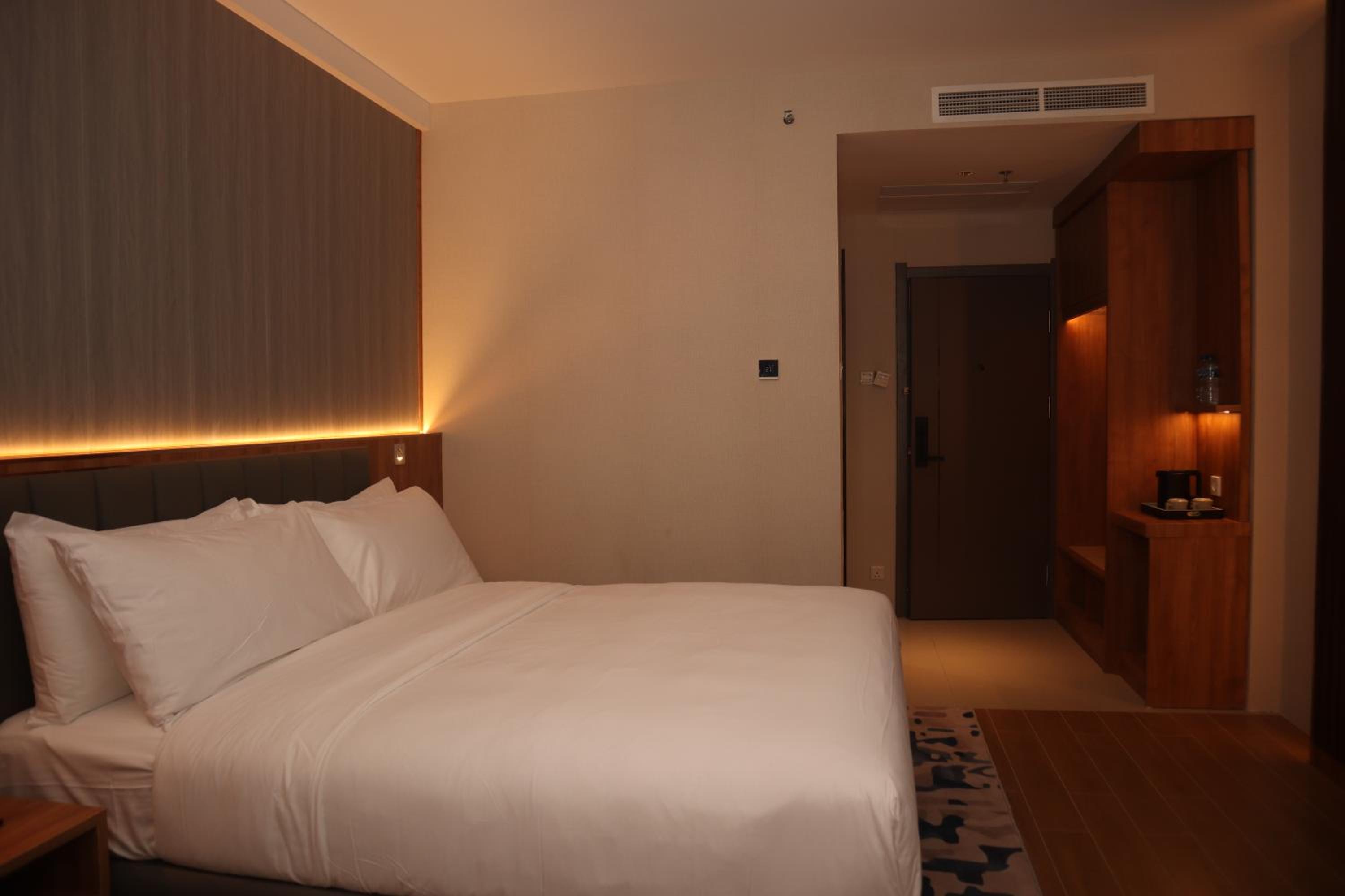 Deluxe Double Room photo 3