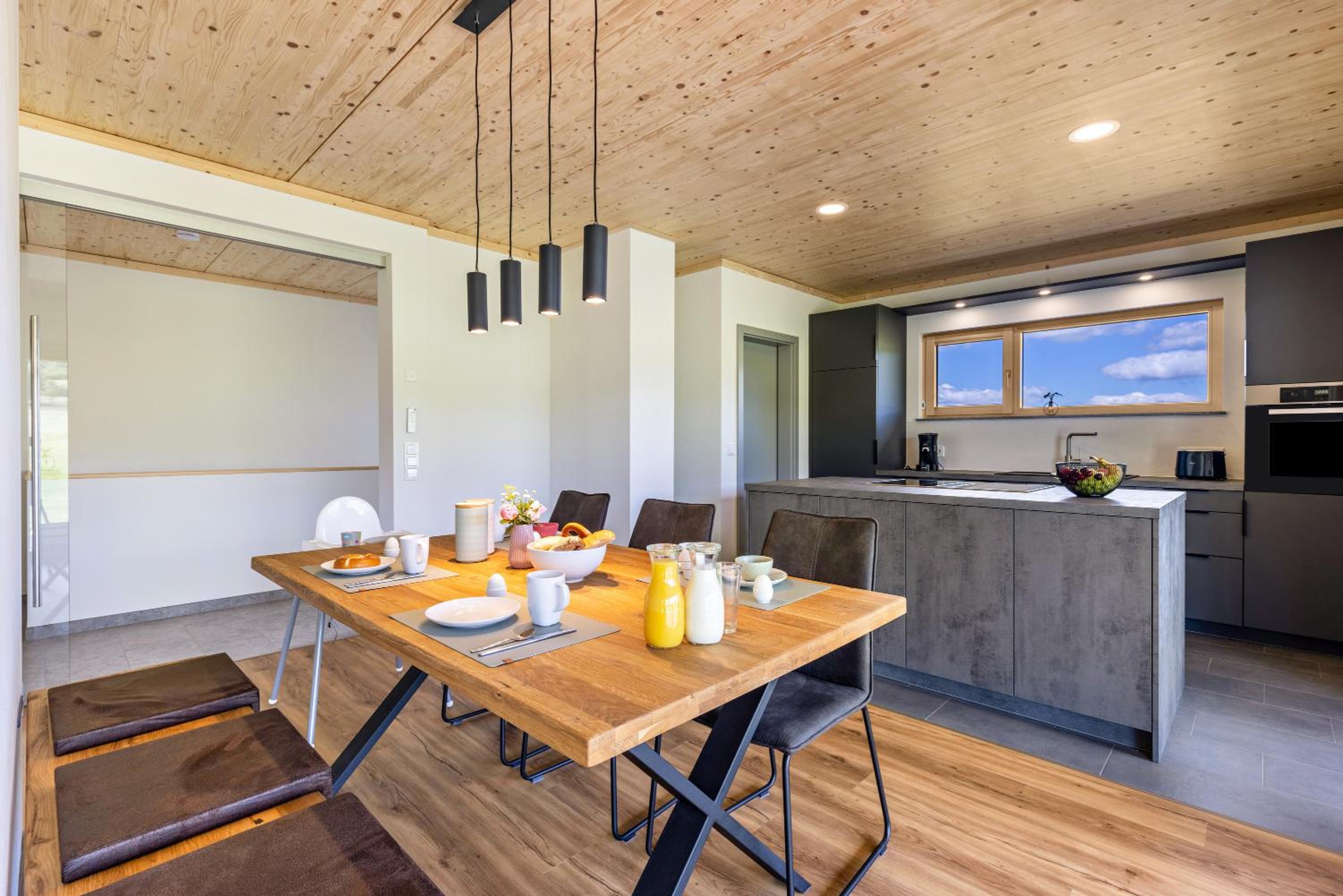 Two-Bedroom Deluxe Apartment with Garden View photo 3